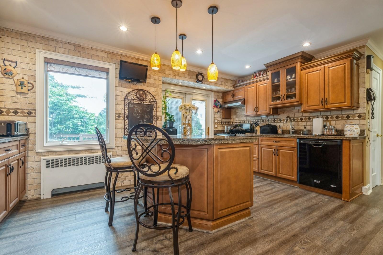 Single Family Miles  Nassau County, NY 11507, MLS-869770-8