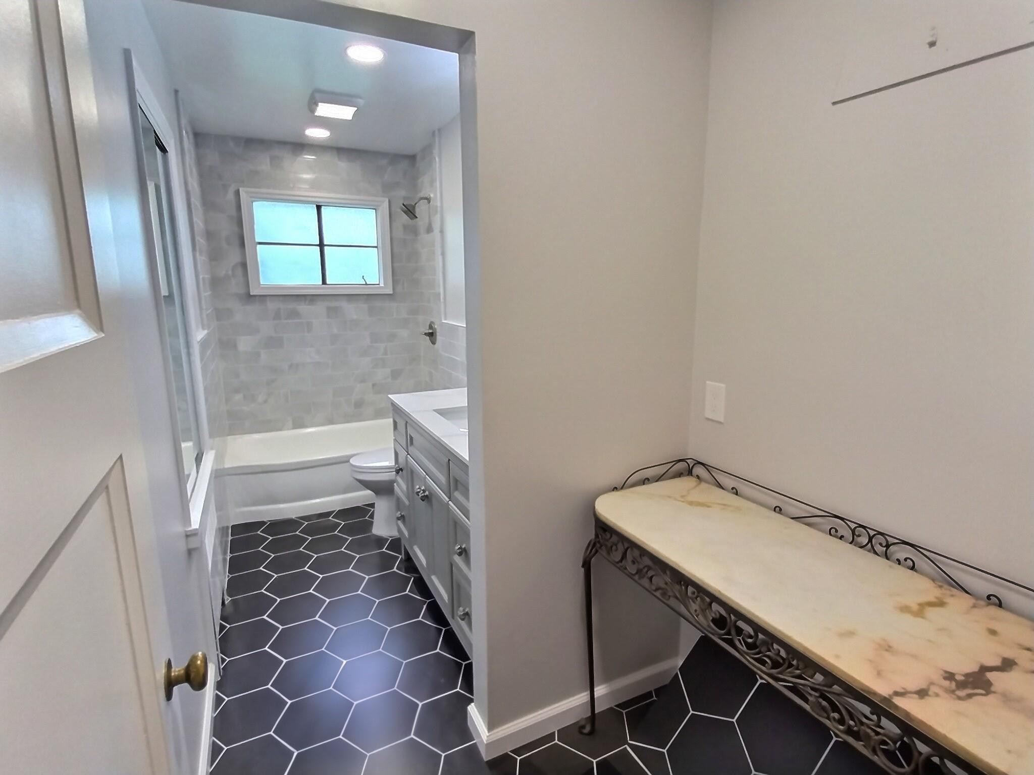 Single Family Cambridge  Nassau County, NY 11530, MLS-869778-21