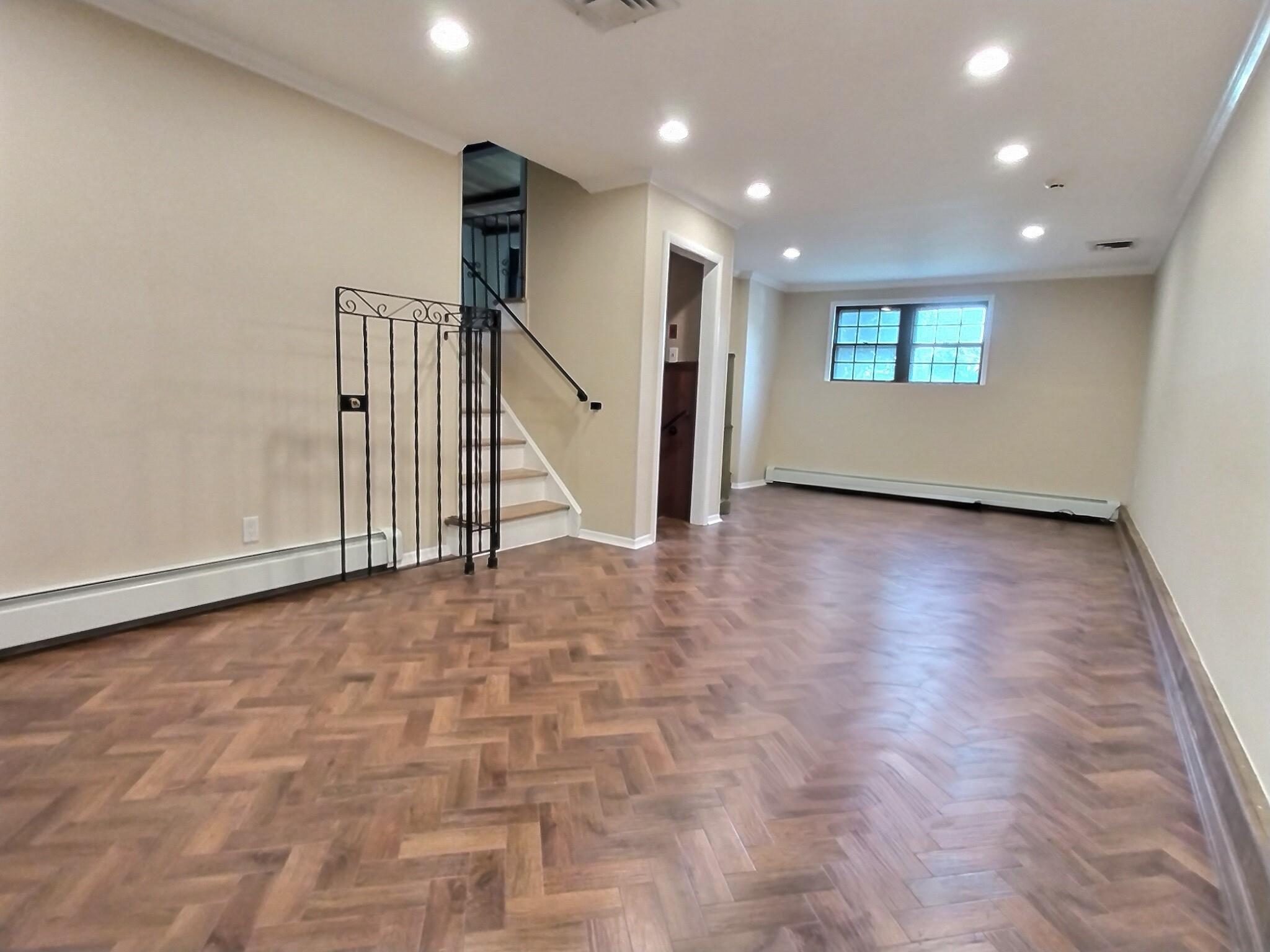Single Family Cambridge  Nassau County, NY 11530, MLS-869778-24