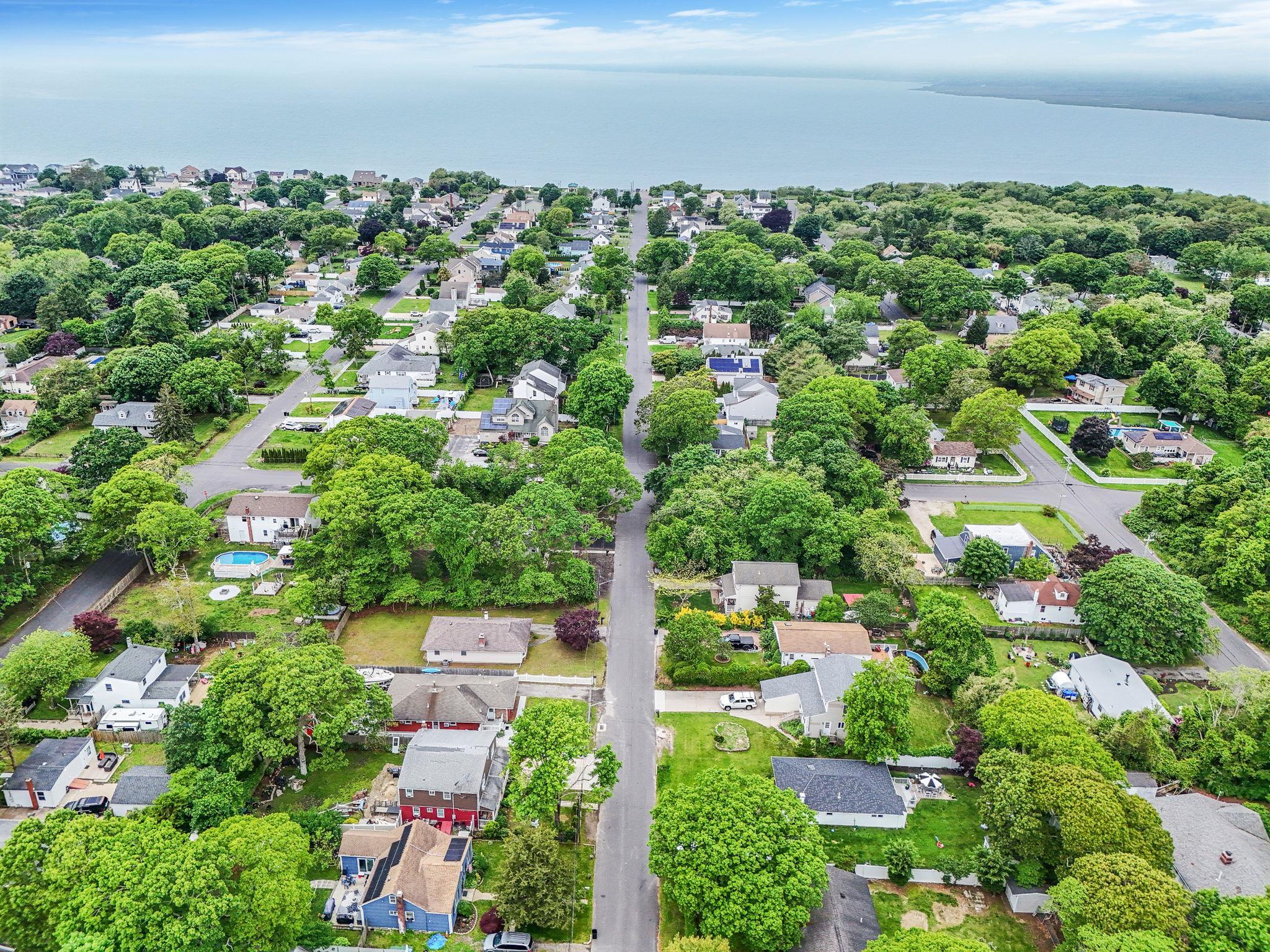 Single Family Westminster  Suffolk County, NY 11967, MLS-869789-37