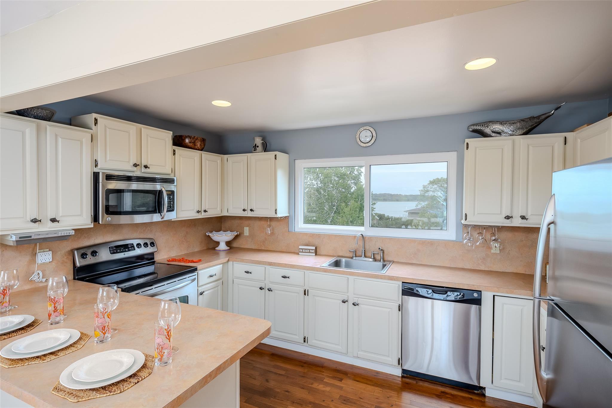 Single Family Cold Spring  Suffolk County, NY 11968, MLS-869793-13