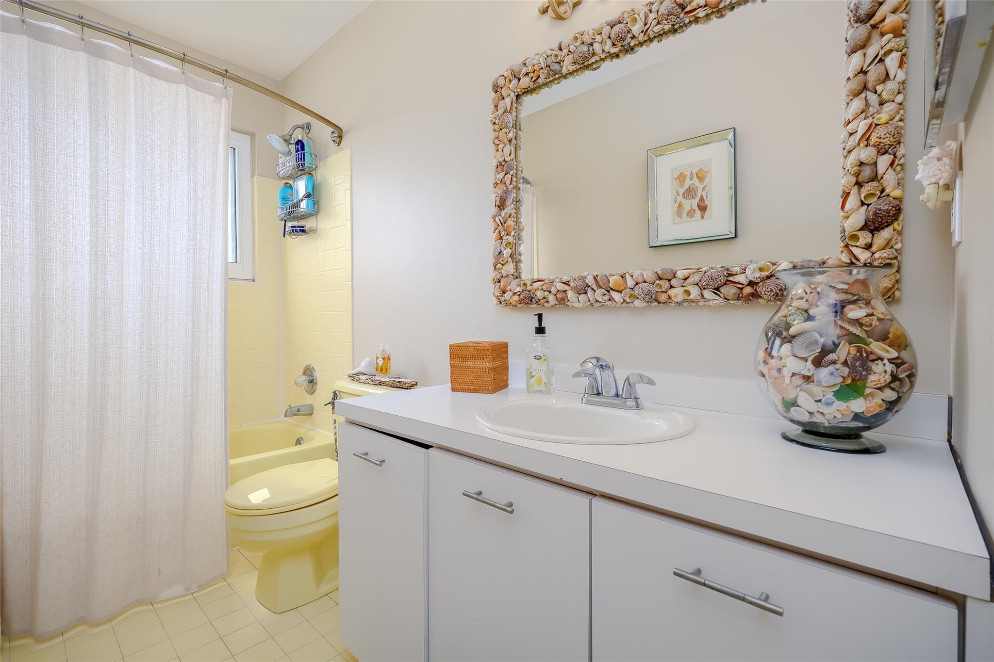 Single Family Cold Spring  Suffolk County, NY 11968, MLS-869793-19