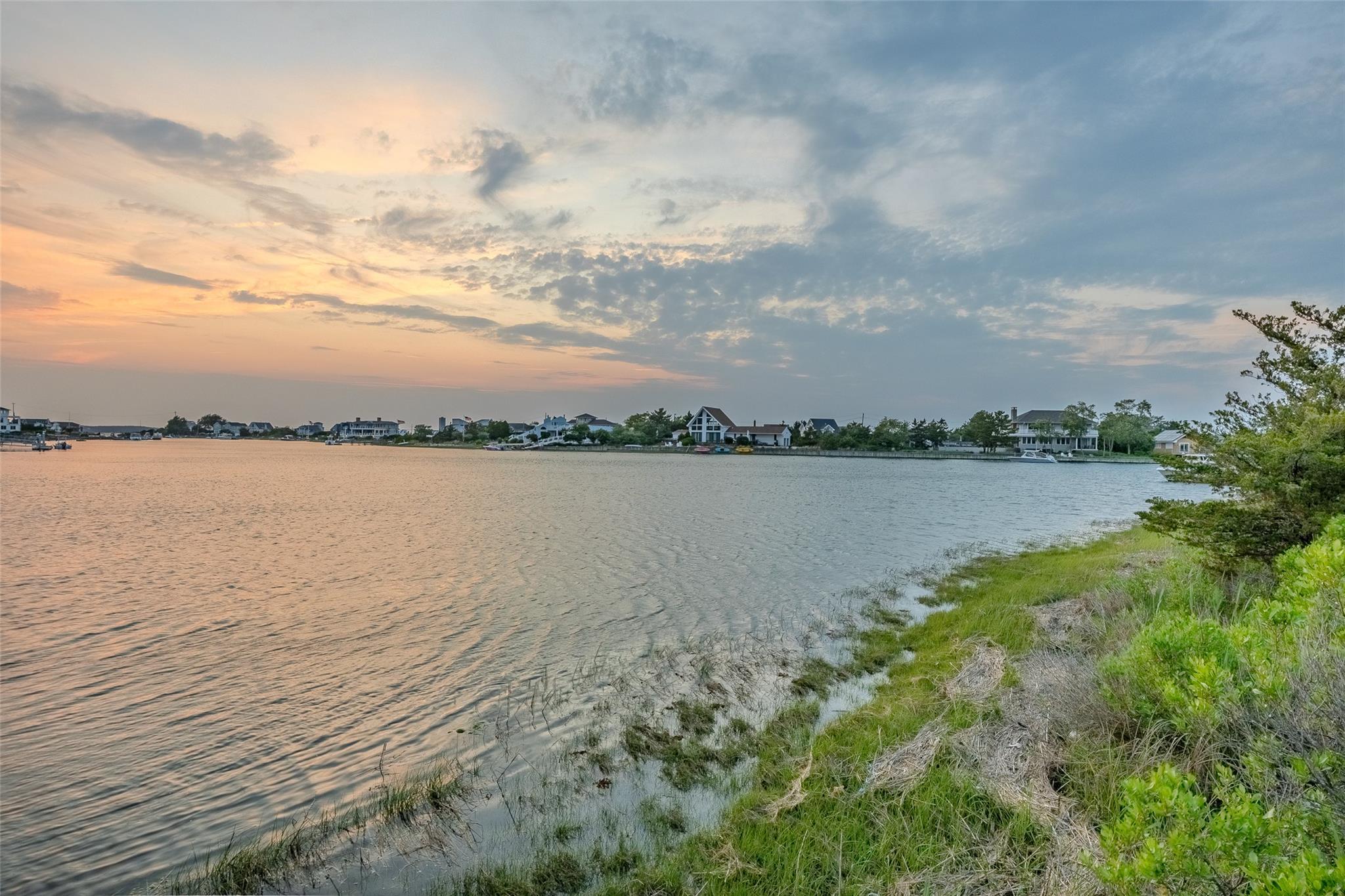 Single Family Cold Spring  Suffolk County, NY 11968, MLS-869793-35