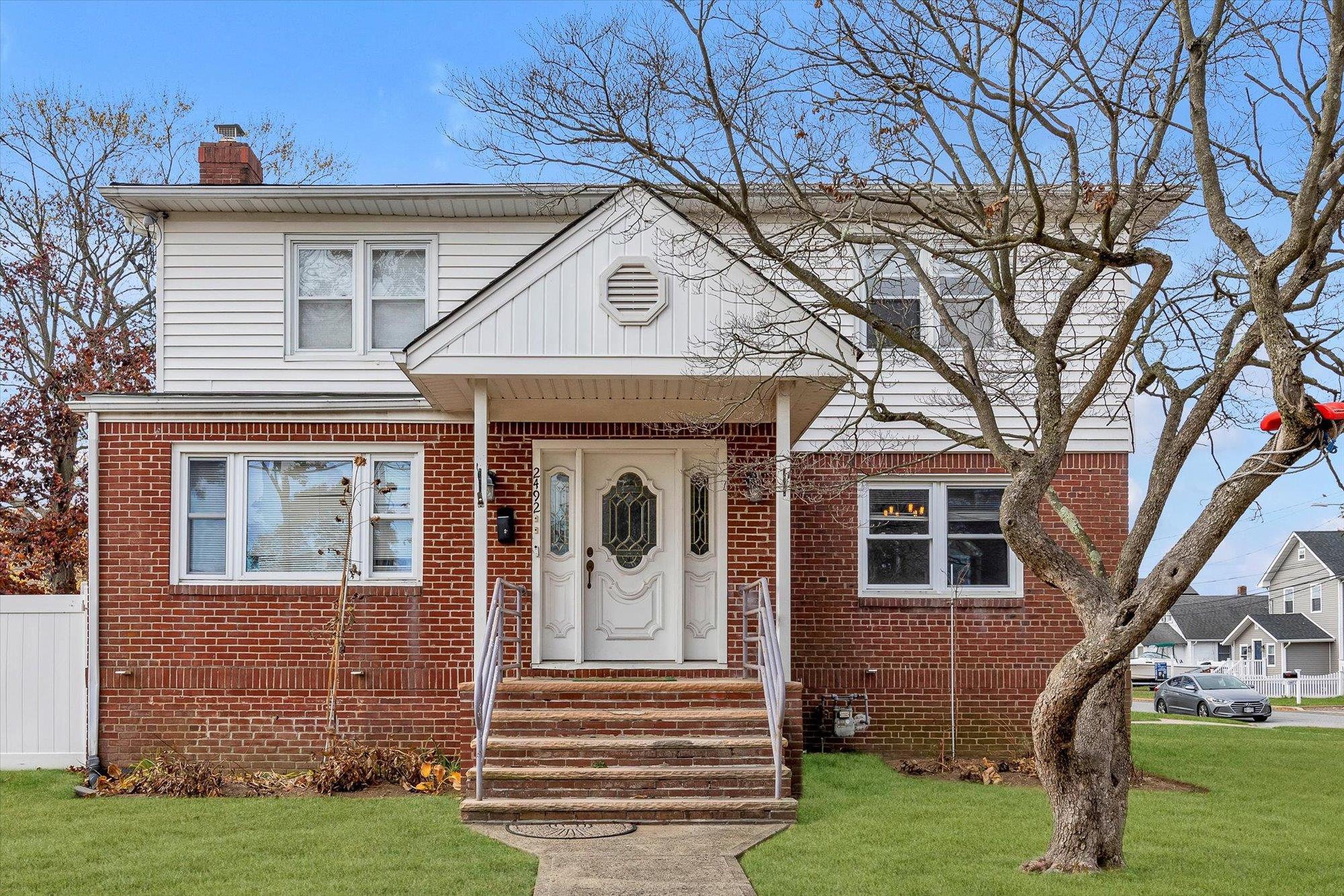 Single Family Lefferts  Nassau County, NY 11710, MLS-869805-2