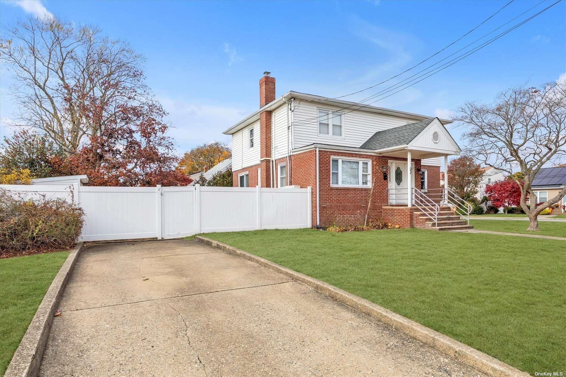 Single Family Lefferts  Nassau County, NY 11710, MLS-869805-22