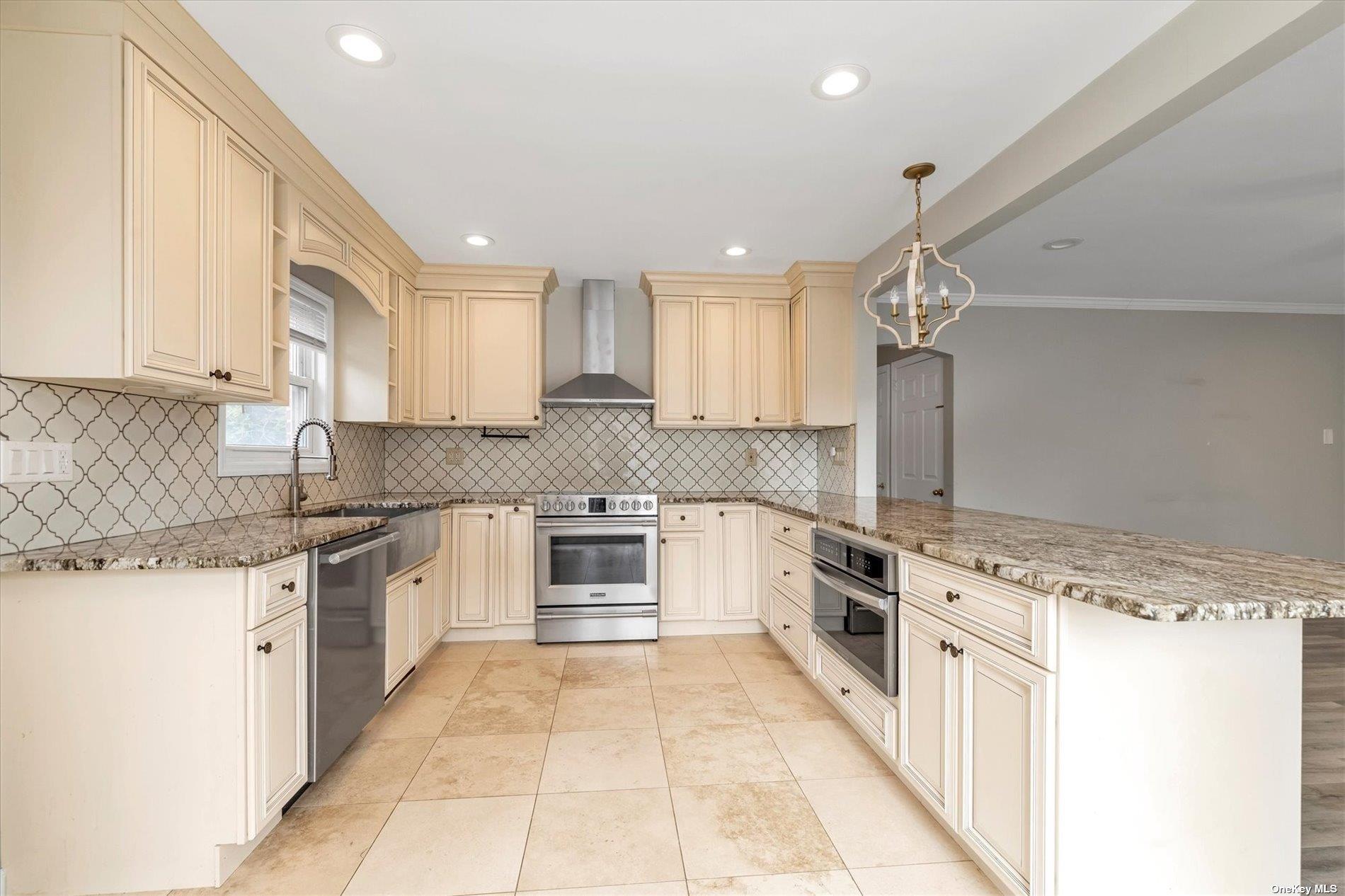 Single Family Lefferts  Nassau County, NY 11710, MLS-869805-3