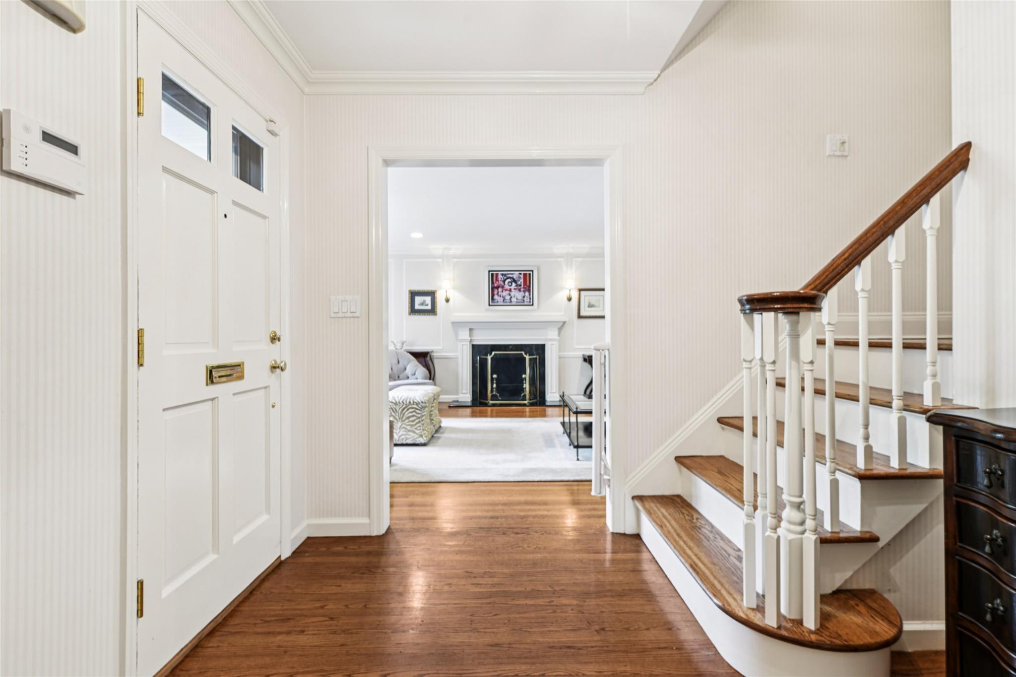 Single Family Whitehall  Nassau County, NY 11530, MLS-869809-4