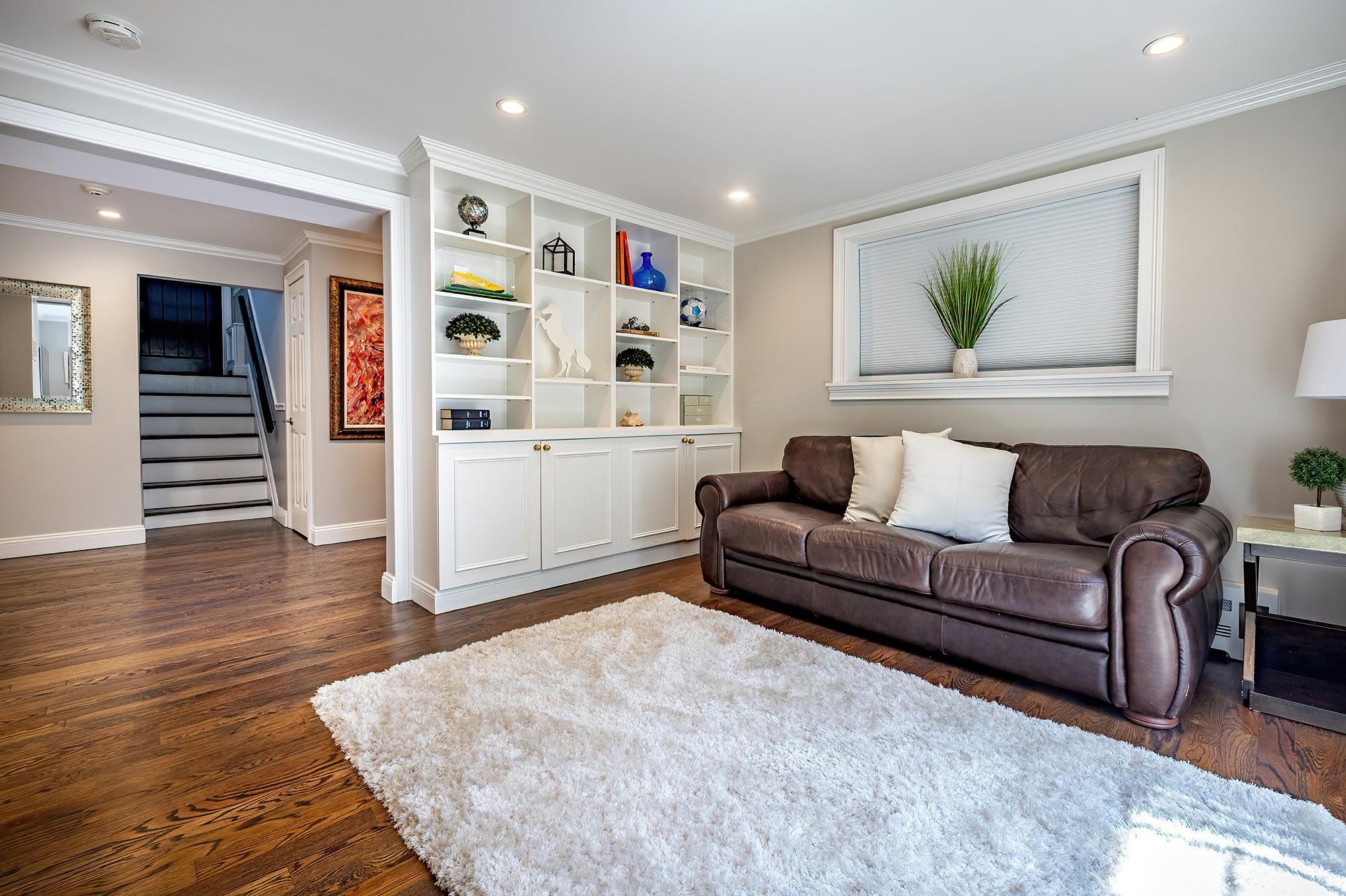 Single Family Bedford  Westchester County, NY 10570, MLS-869811-25