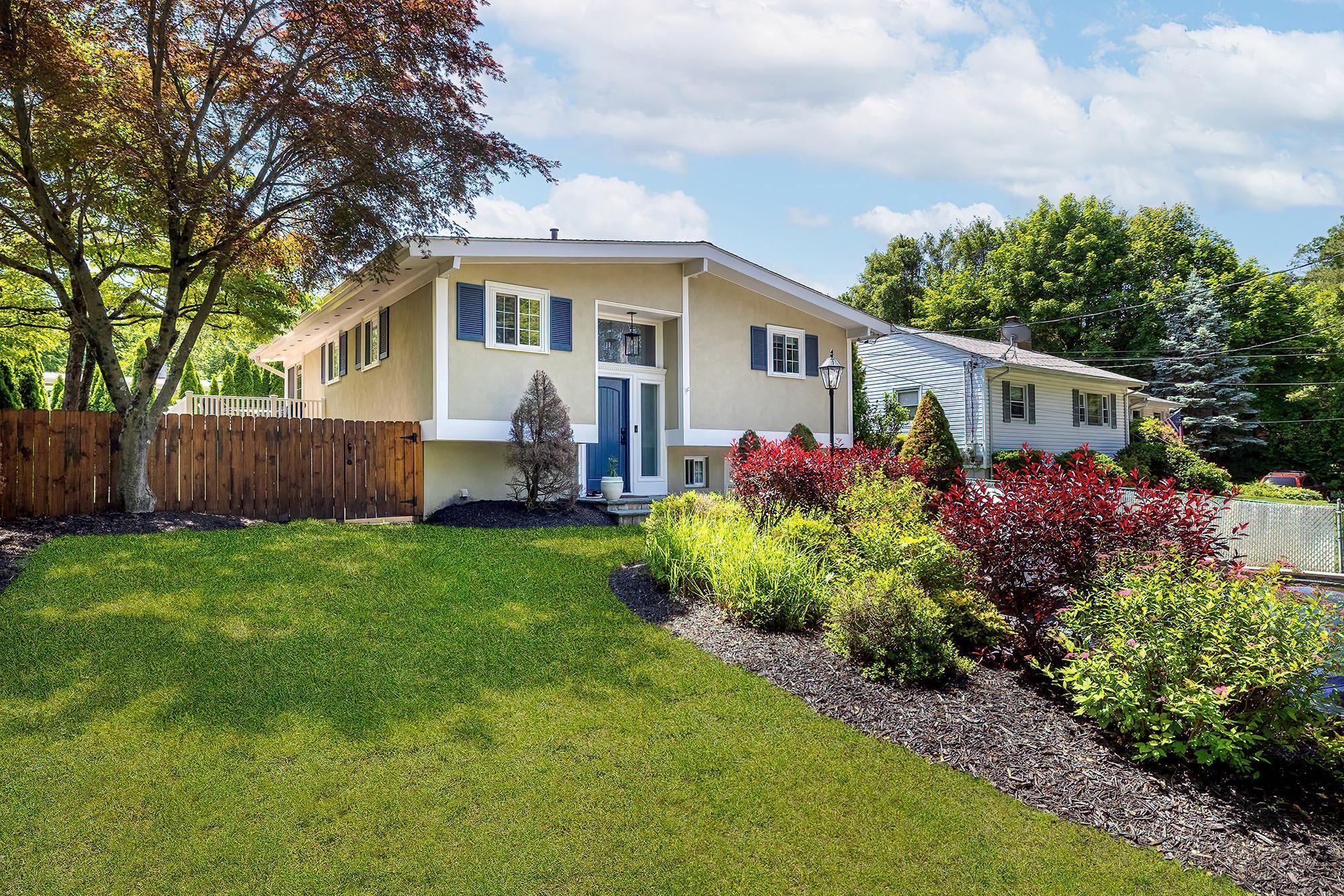 Single Family Bedford  Westchester County, NY 10570, MLS-869811-30