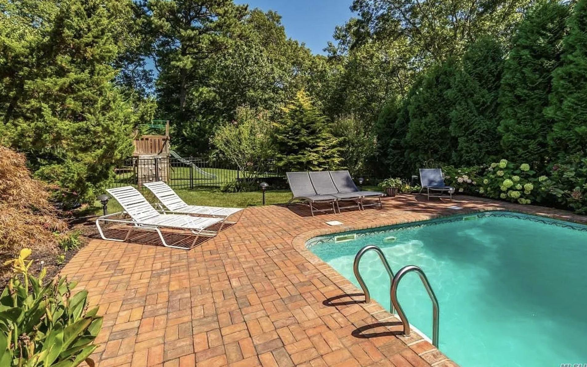 Single Family Douglas  Suffolk County, NY 11946, MLS-869818-24