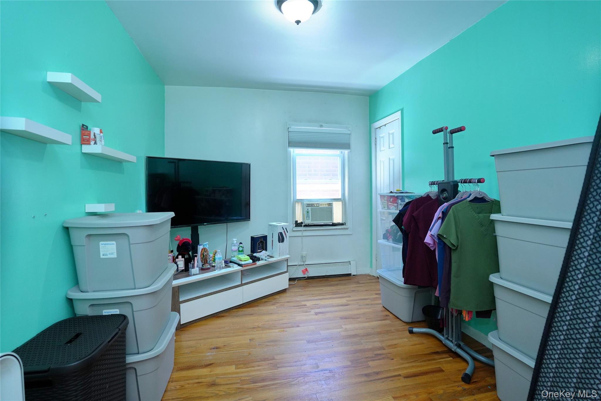 Single Family 91  Queens, NY 11421, MLS-869822-16