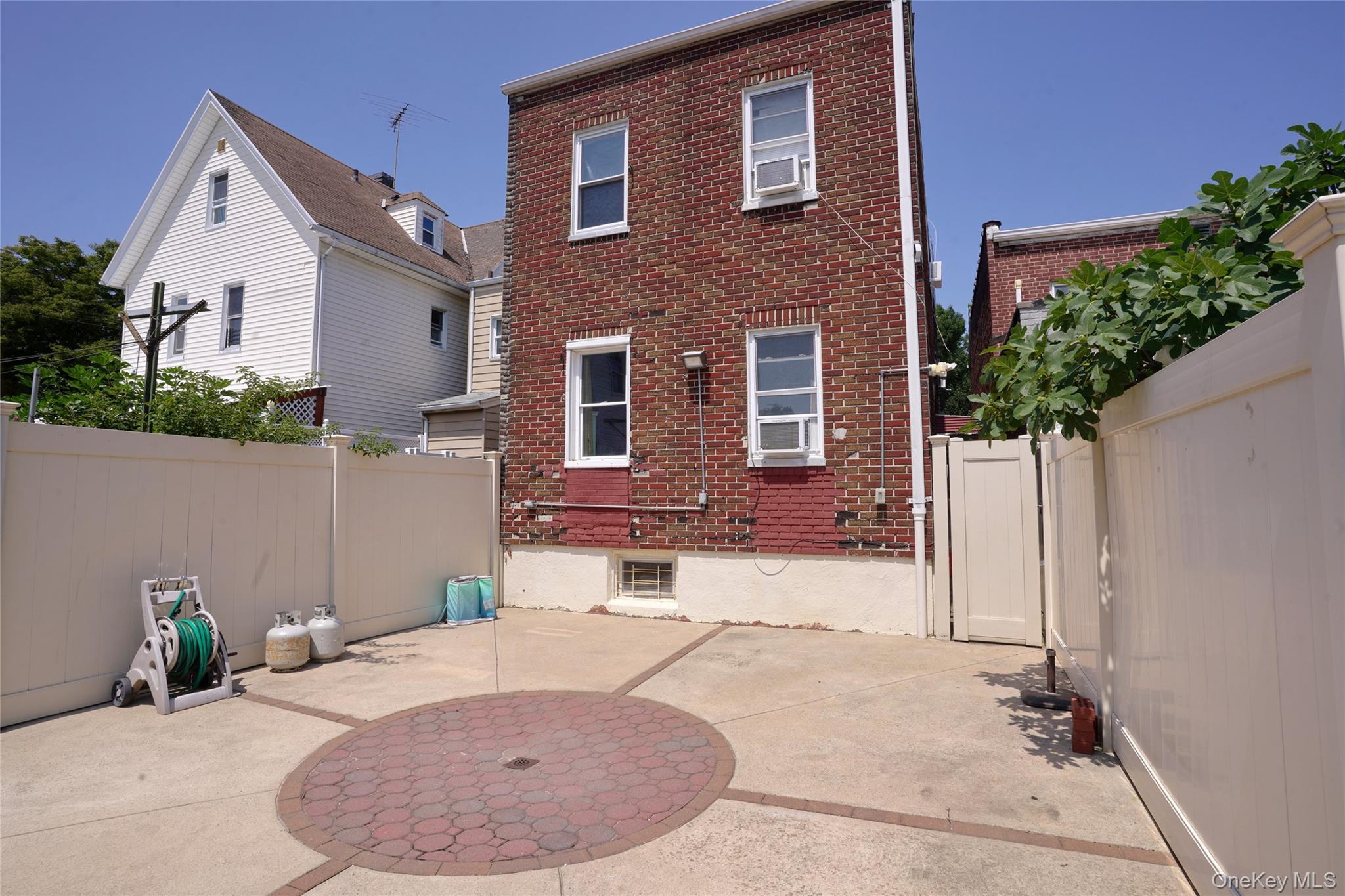 Single Family 91  Queens, NY 11421, MLS-869822-21