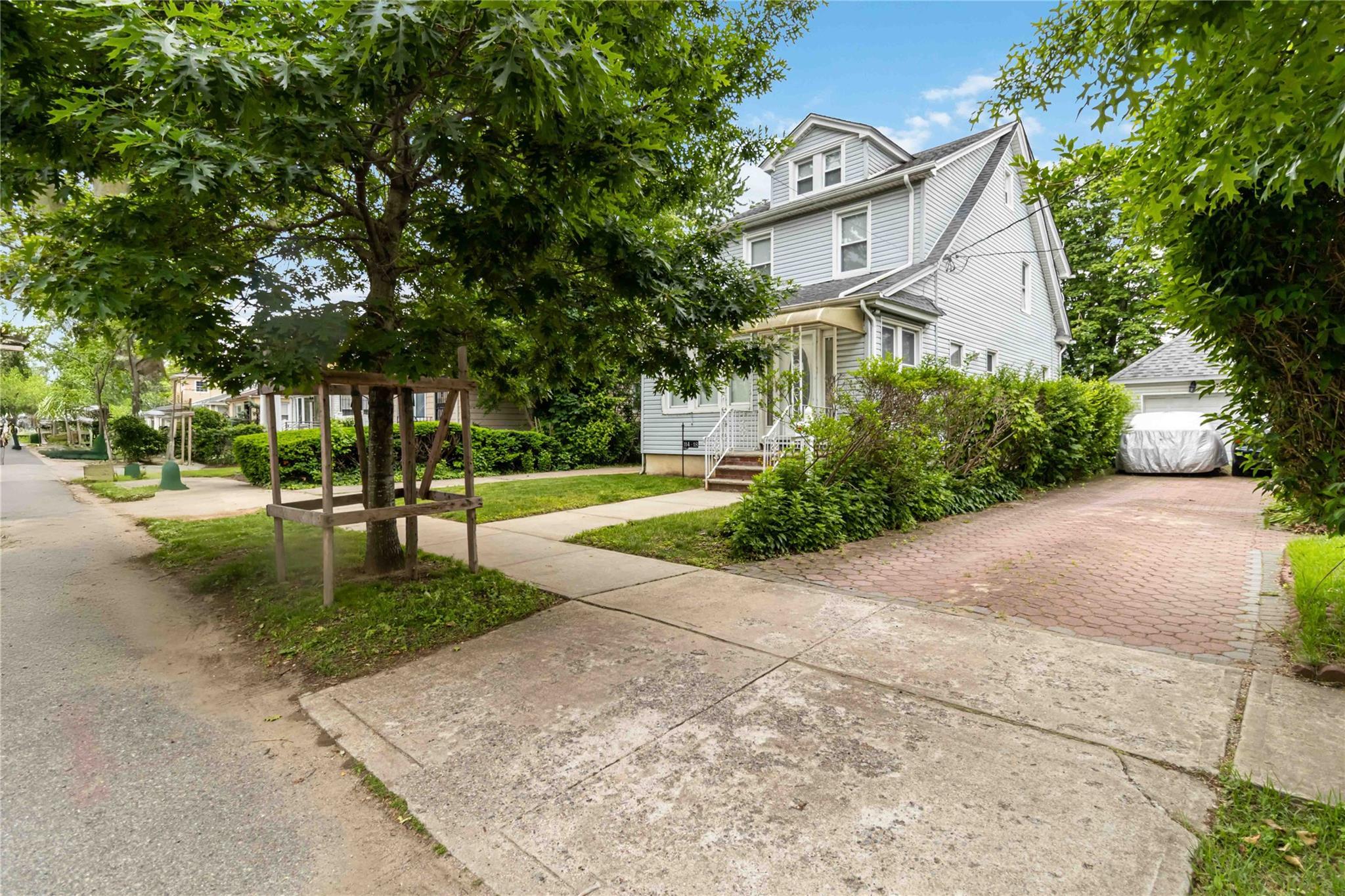 Single Family 175th  Queens, NY 11434, MLS-869846-2