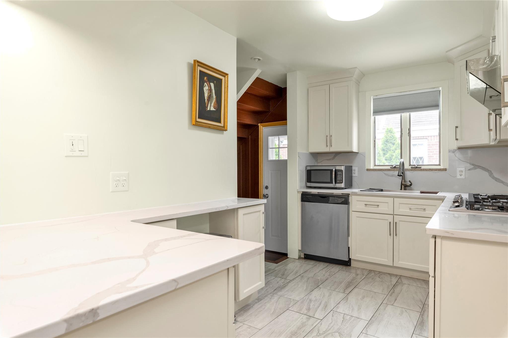Single Family Langley  Nassau County, NY 11552, MLS-869848-4