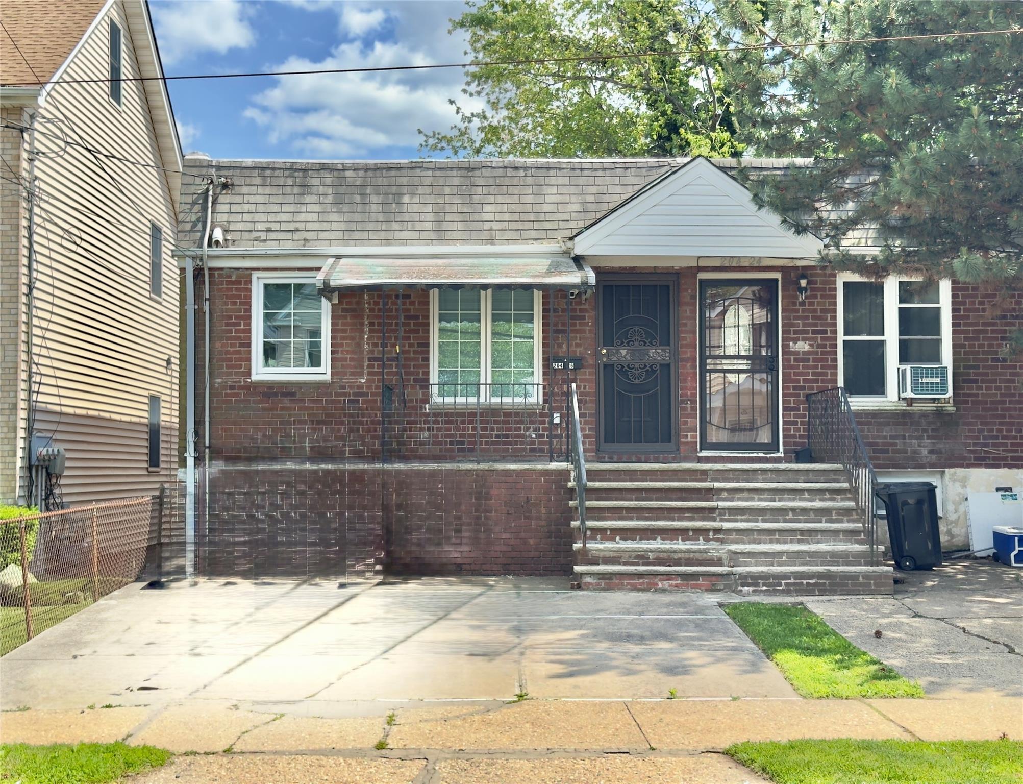 Single Family 45th  Queens, NY 11361, MLS-871876-17