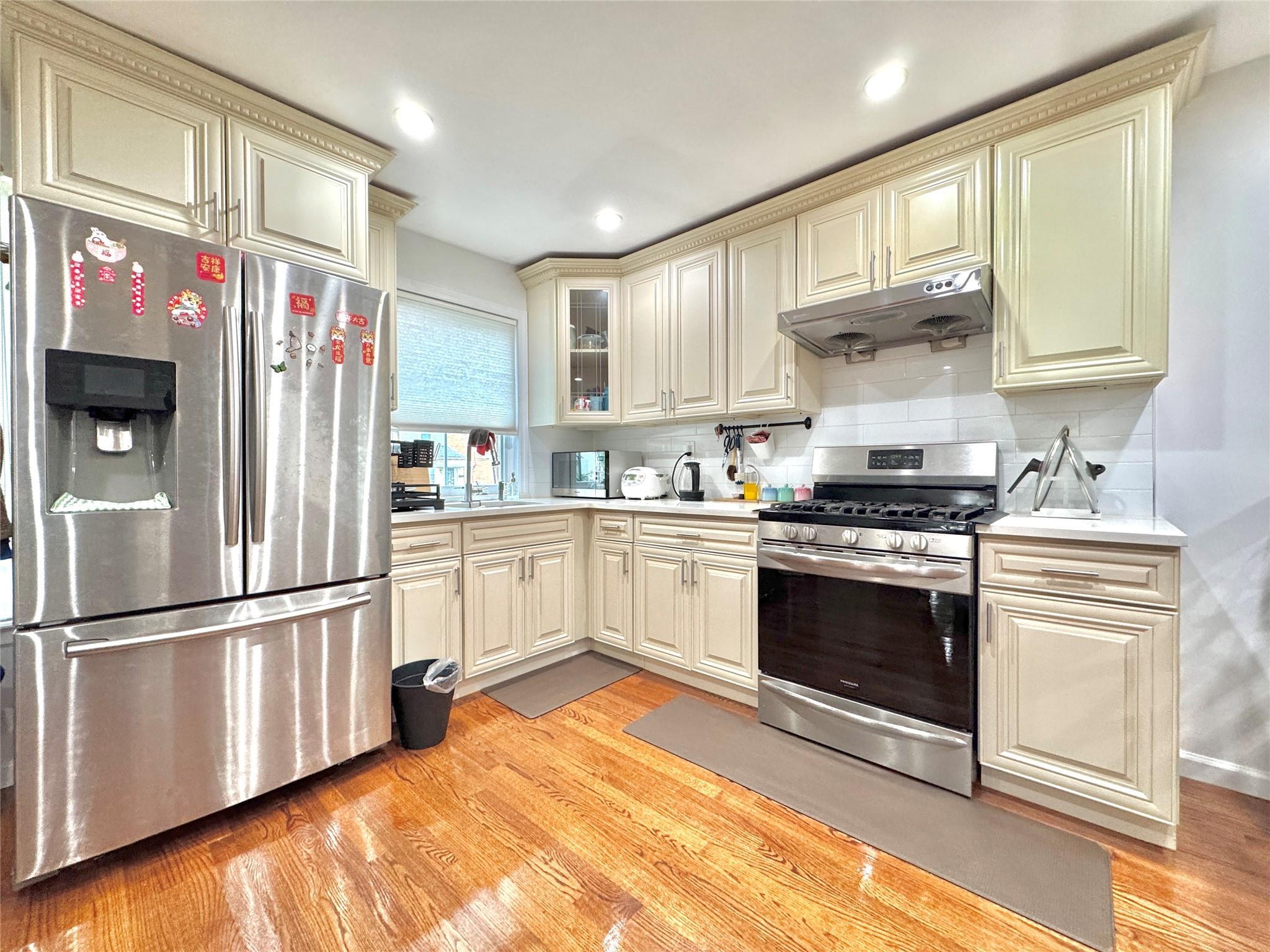 Single Family 45th  Queens, NY 11361, MLS-871876-3