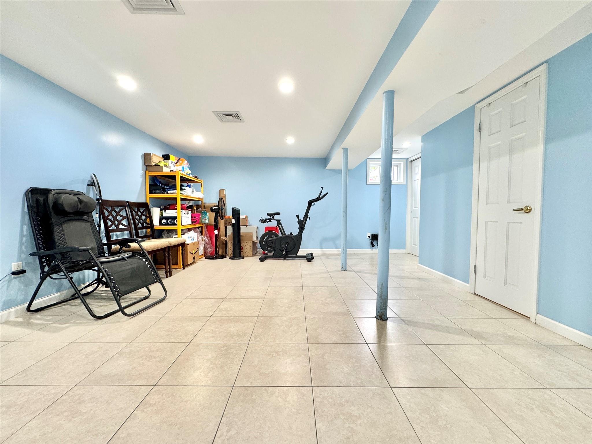 Single Family 45th  Queens, NY 11361, MLS-871876-9