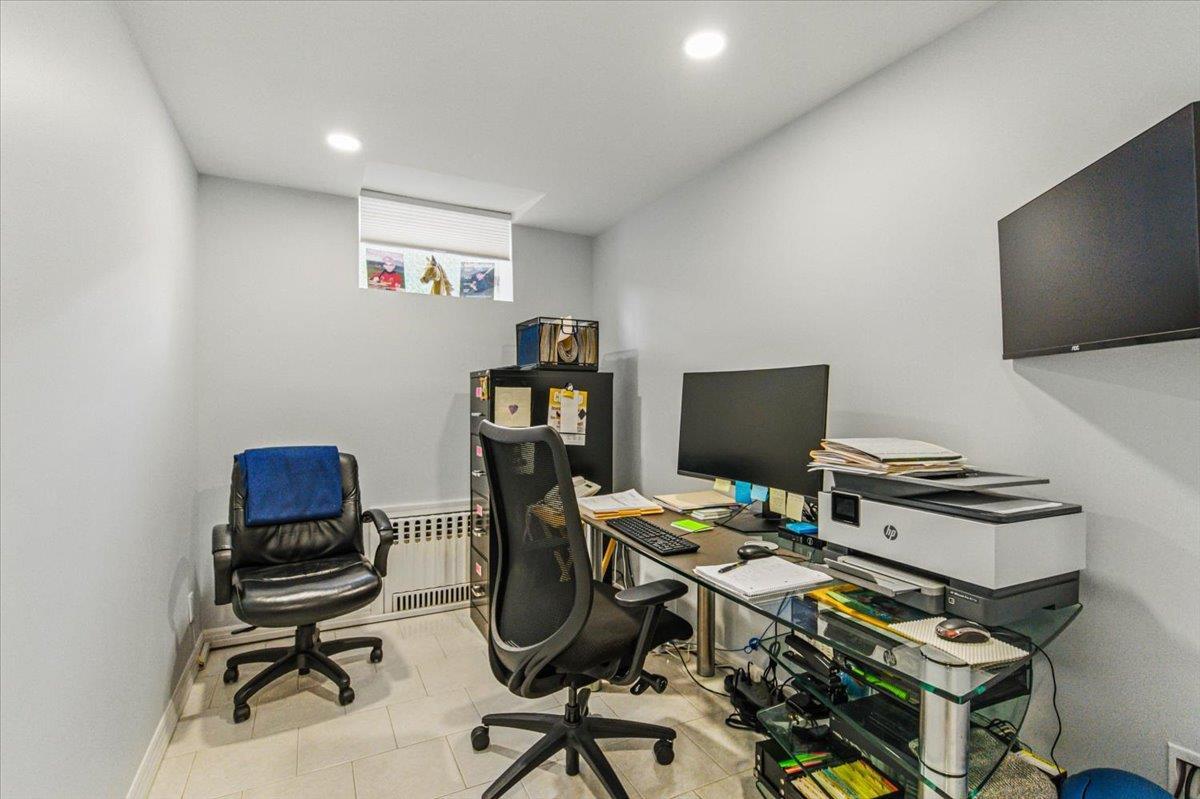 Single Family 14th  Queens, NY 11357, MLS-871877-20