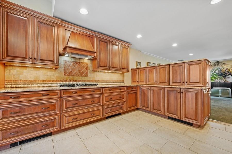 Single Family Jason  Nassau County, NY 11710, MLS-871887-7