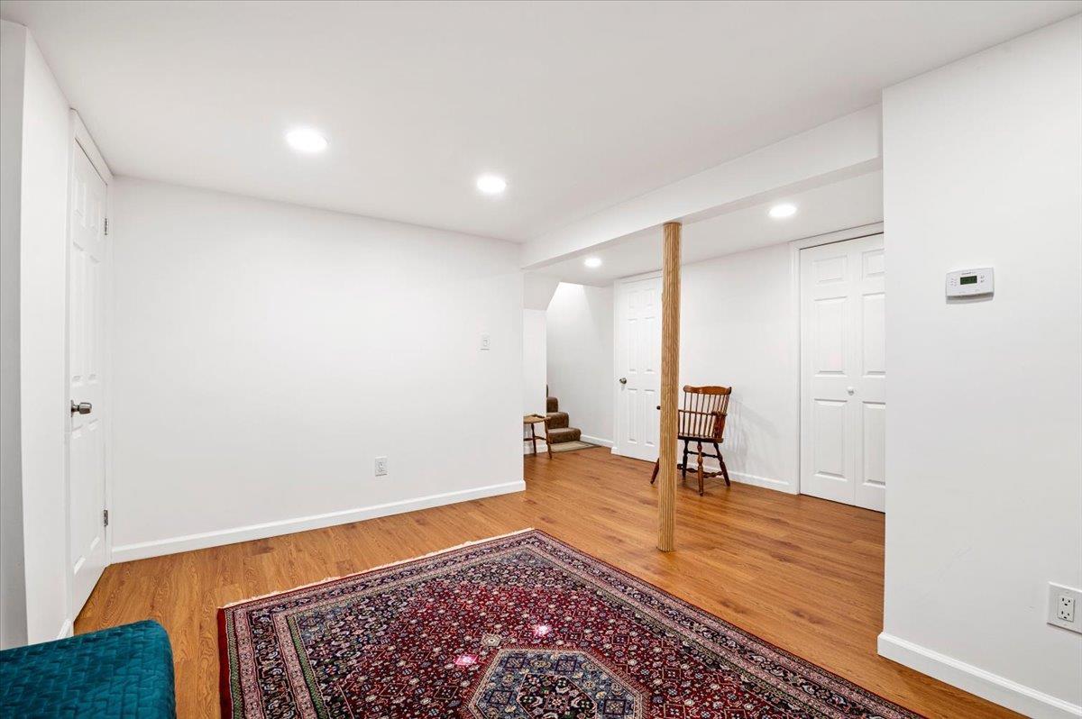 Single Family Knoll  Nassau County, NY 11753, MLS-871900-19