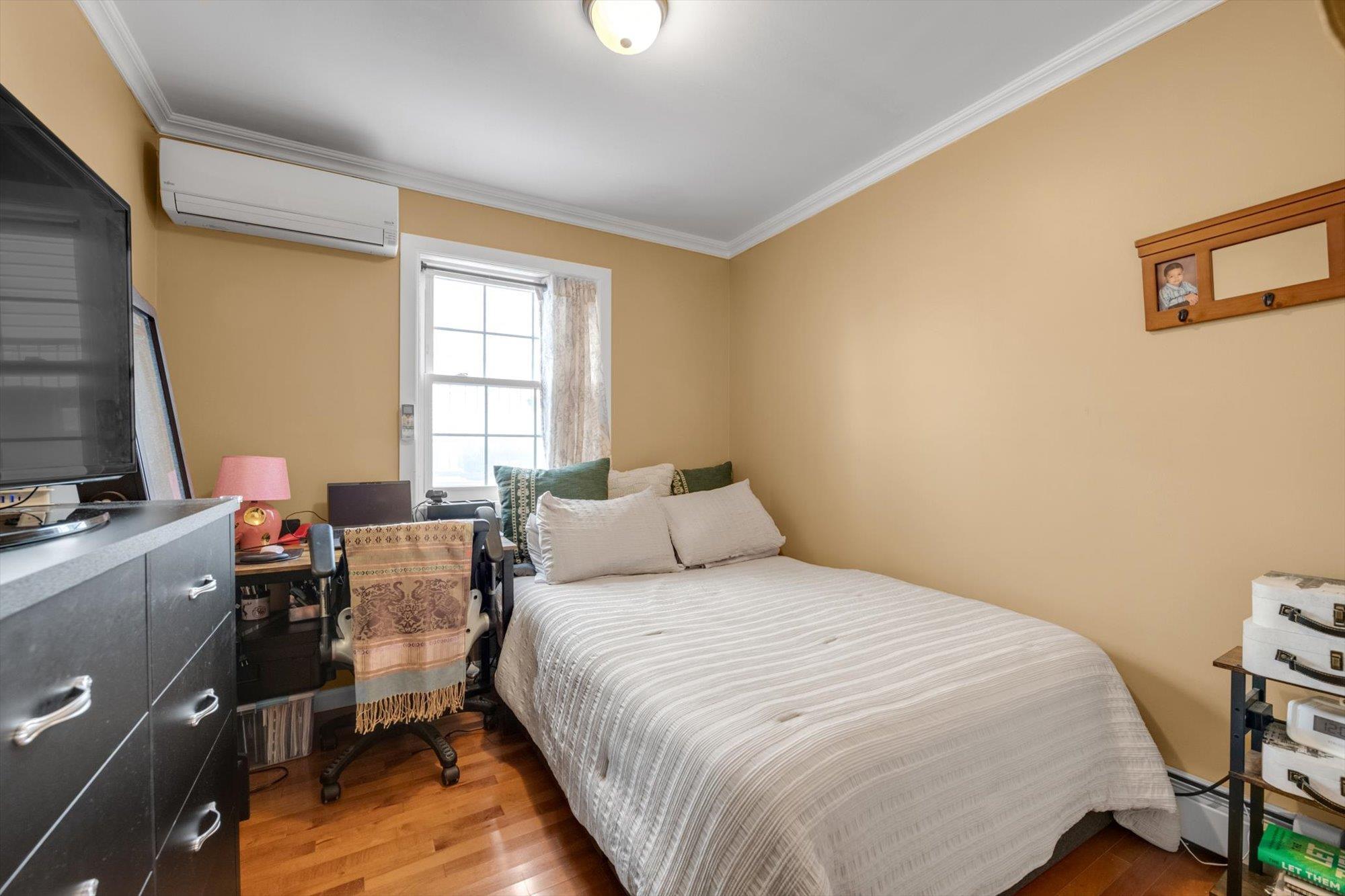 Single Family Milford  Brooklyn, NY 11208, MLS-871914-19
