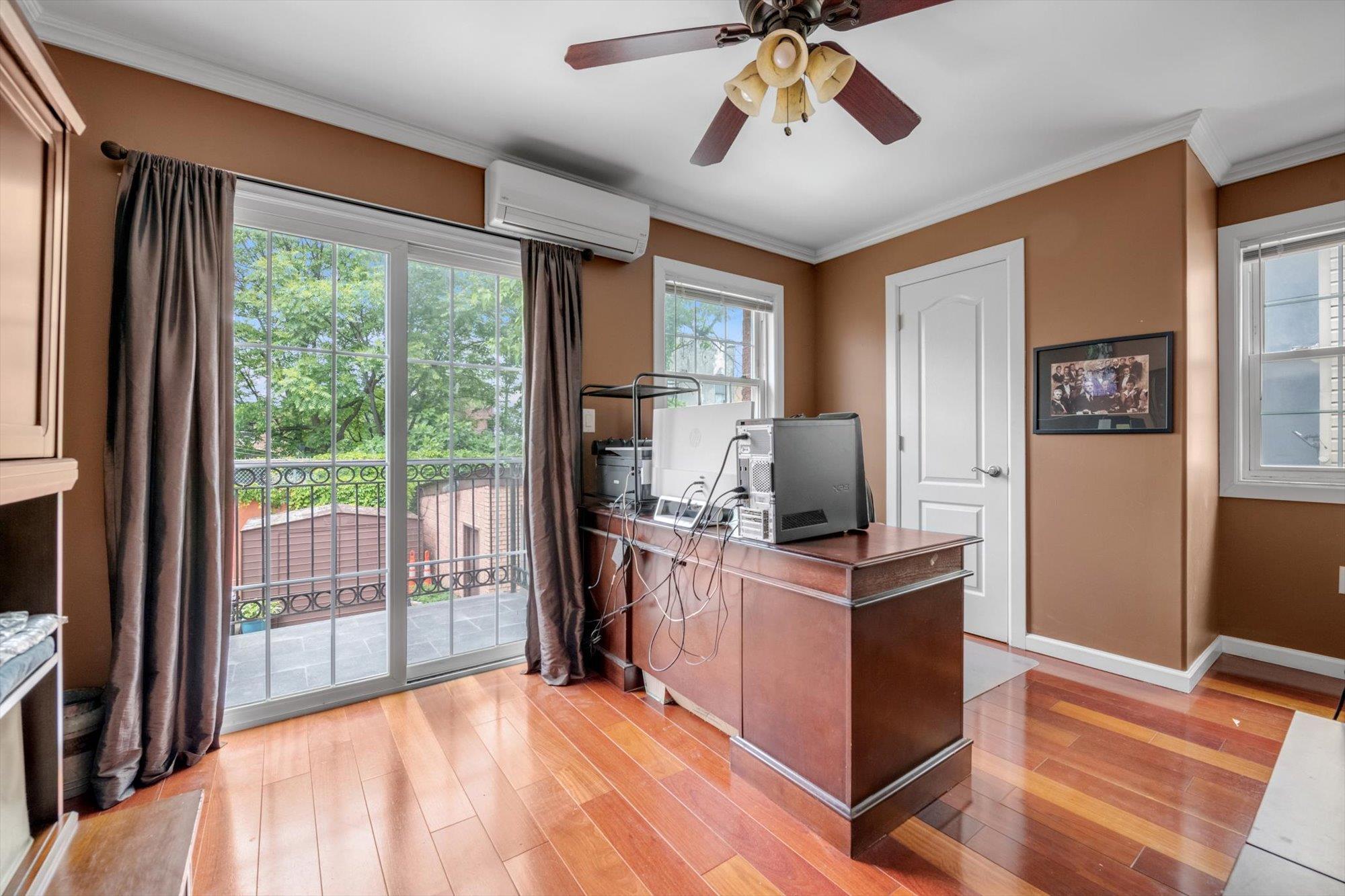 Single Family Milford  Brooklyn, NY 11208, MLS-871914-6