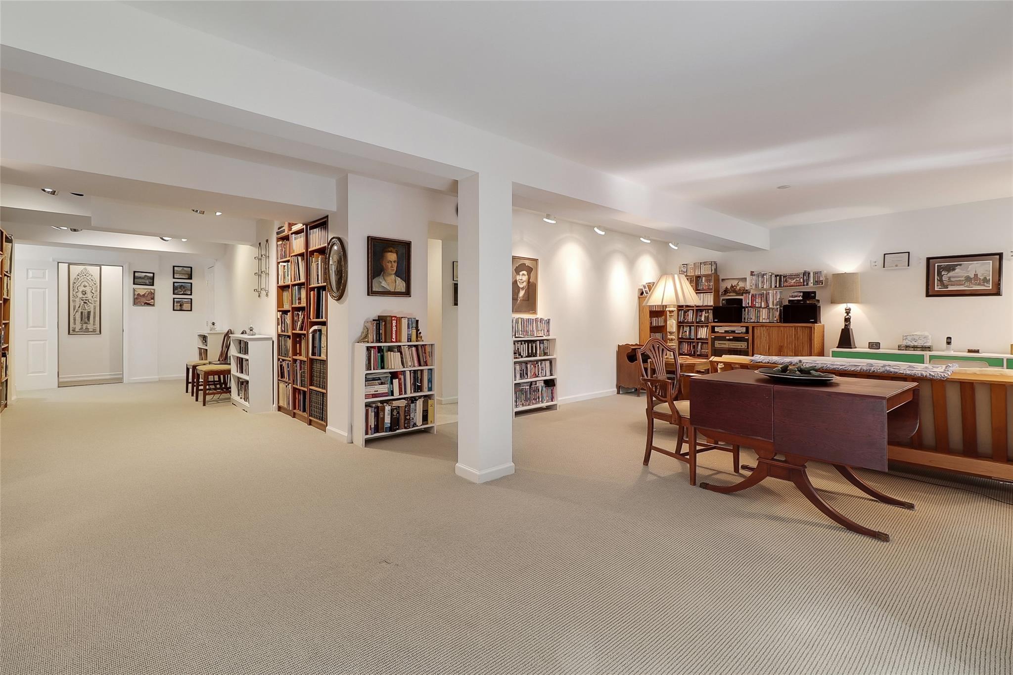 Single Family Burr Farms  Westchester County, NY 10549, MLS-871915-34