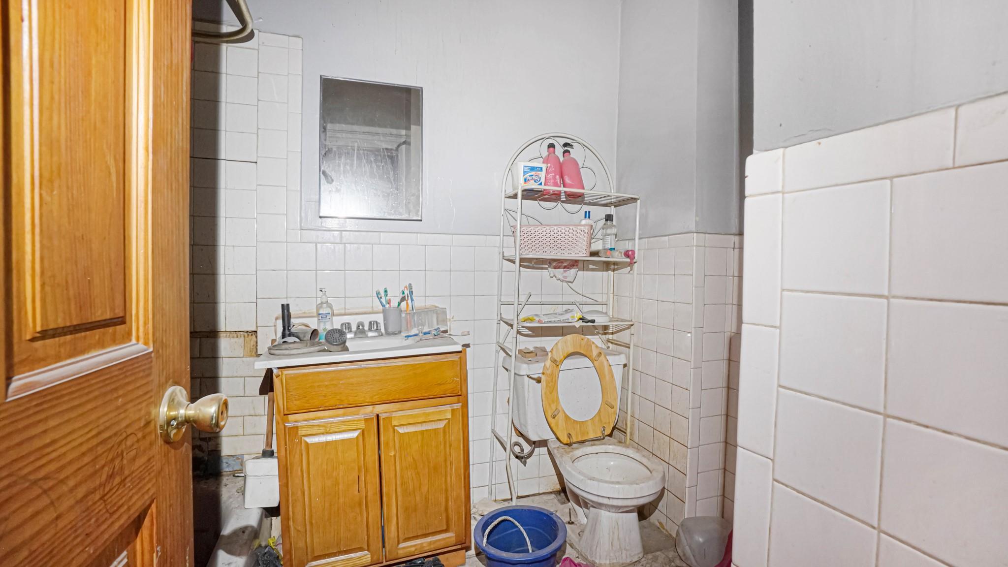 Single Family Unionport  Bronx, NY 10462, MLS-871934-12