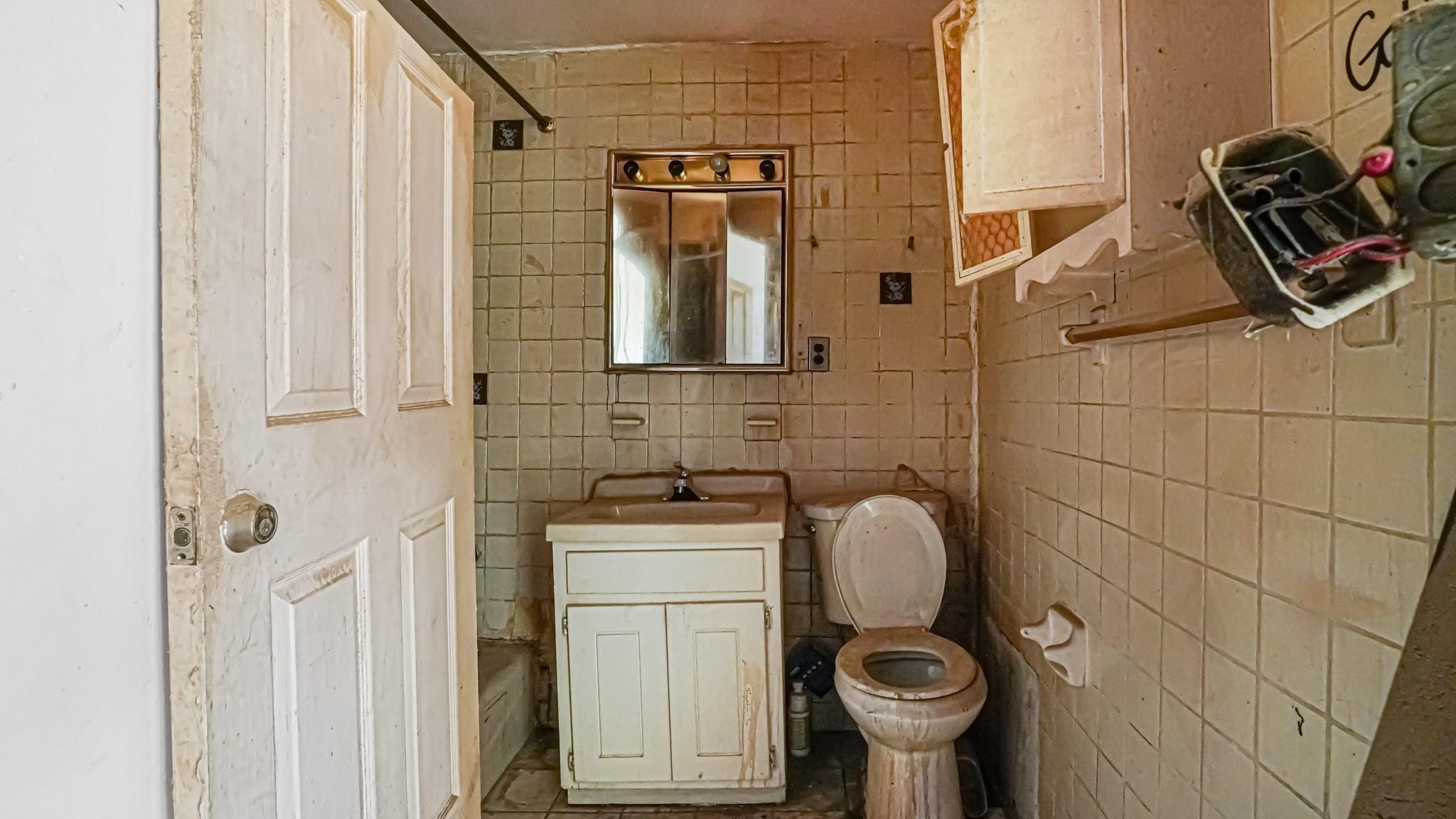 Single Family Unionport  Bronx, NY 10462, MLS-871934-5