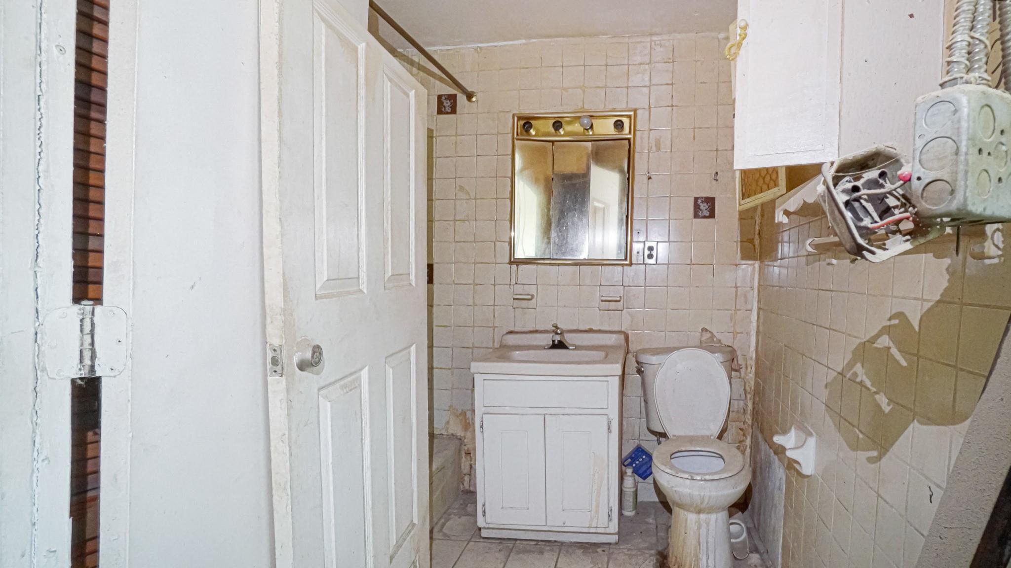 Single Family Unionport  Bronx, NY 10462, MLS-871934-9