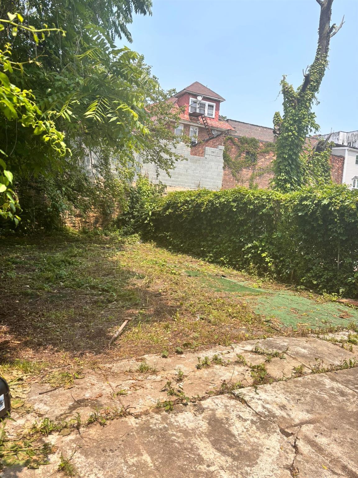 Single Family 218th  Bronx, NY 10467, MLS-871940-26