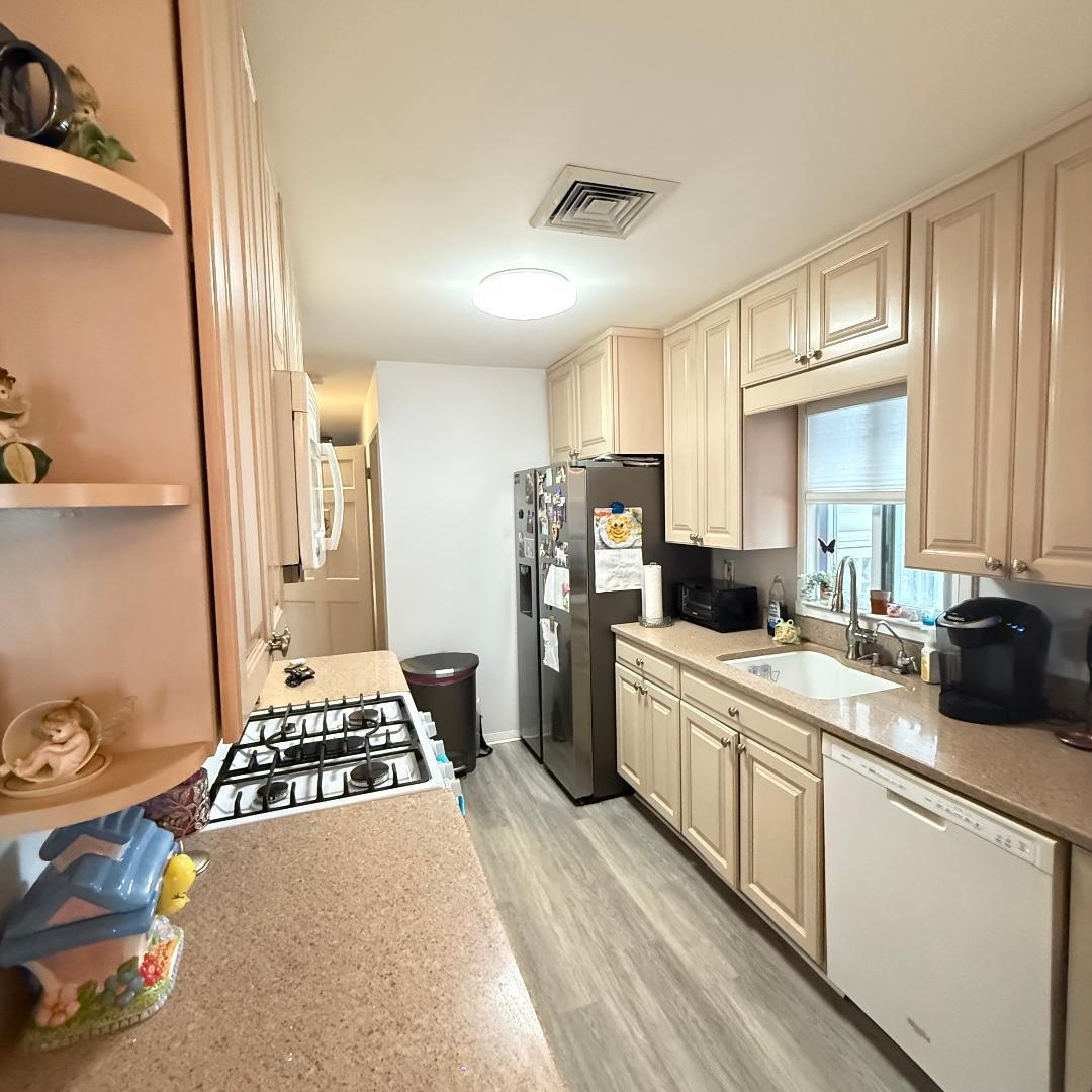 Single Family 83  Queens, NY 11414, MLS-871949-5