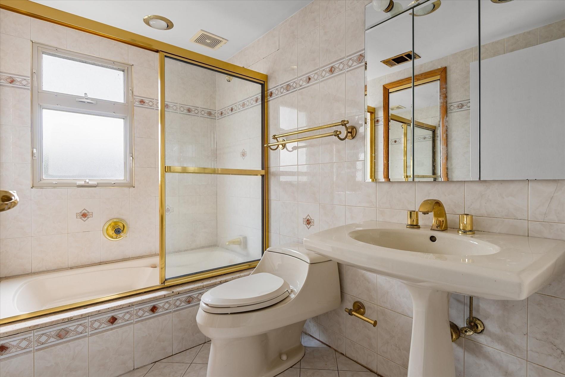 Single Family 89th  Queens, NY 11414, MLS-871973-11