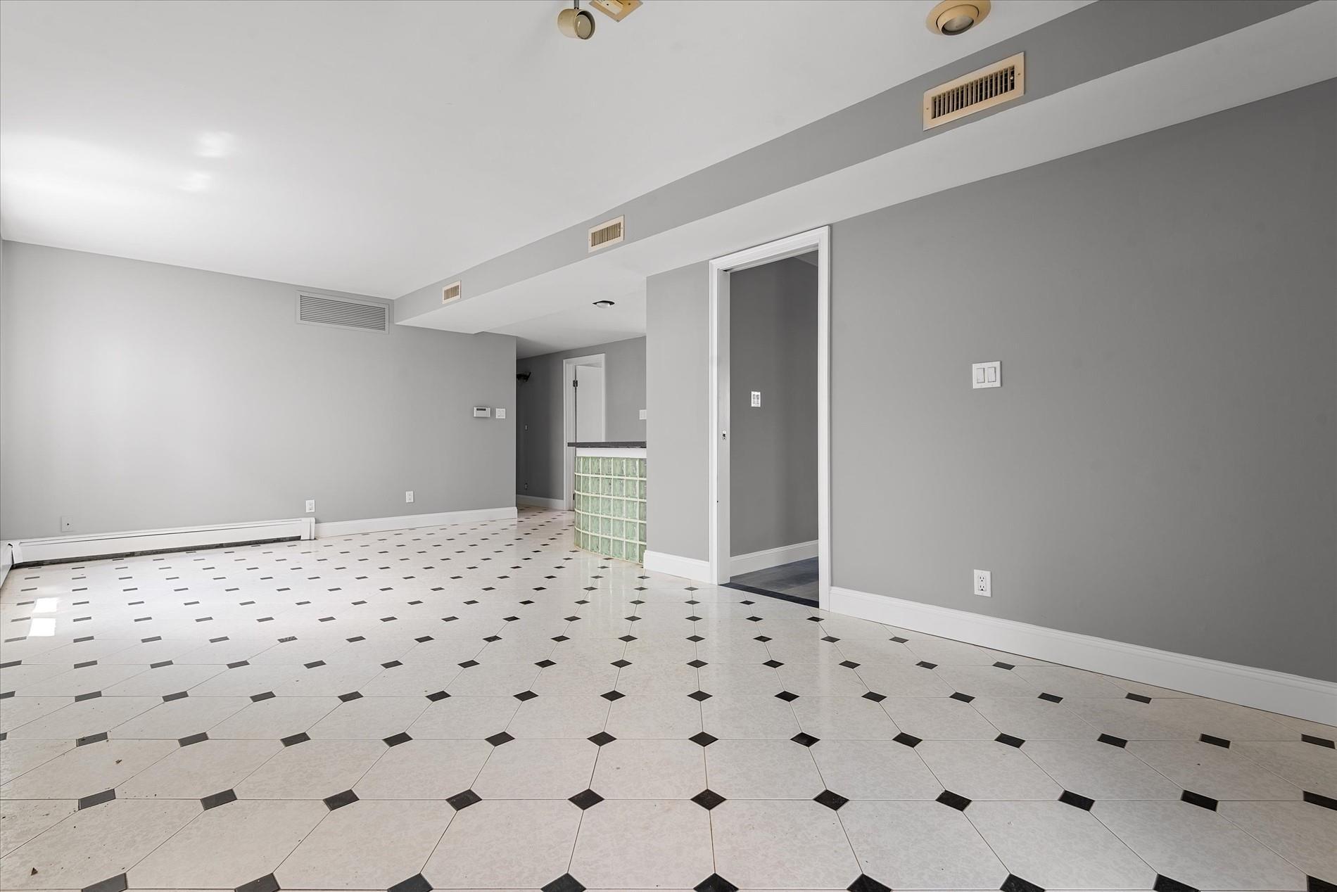 Single Family 89th  Queens, NY 11414, MLS-871973-4