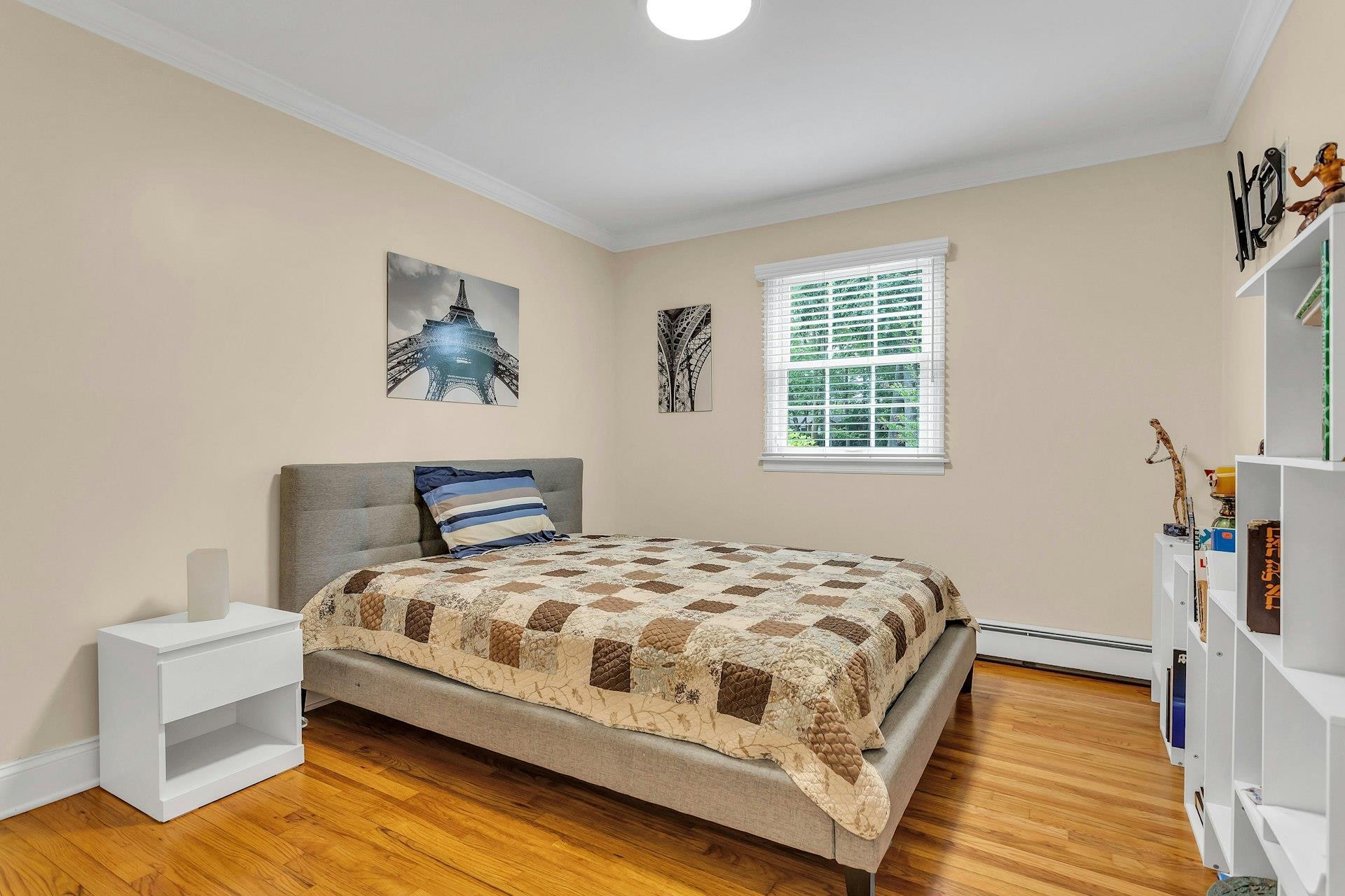 Single Family Buttonwood  Suffolk County, NY 11746, MLS-871979-19