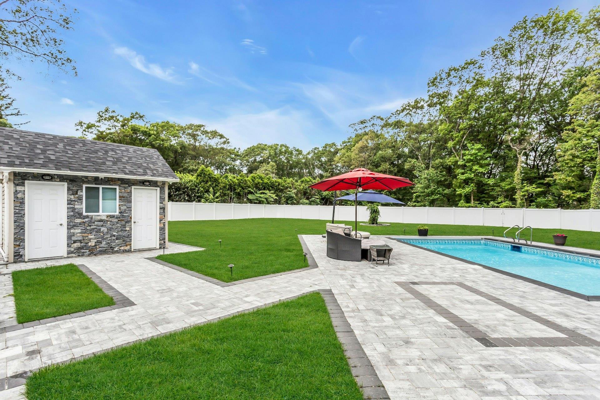 Single Family Buttonwood  Suffolk County, NY 11746, MLS-871979-47