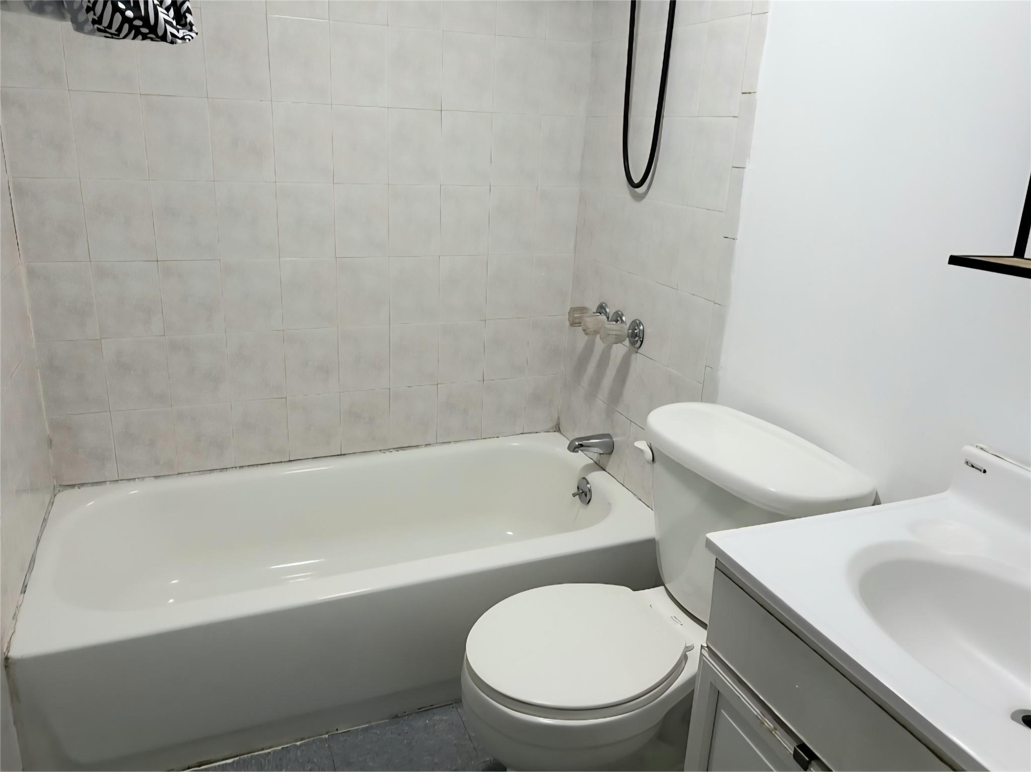 Single Family Erna  Suffolk County, NY 11727, MLS-871981-24
