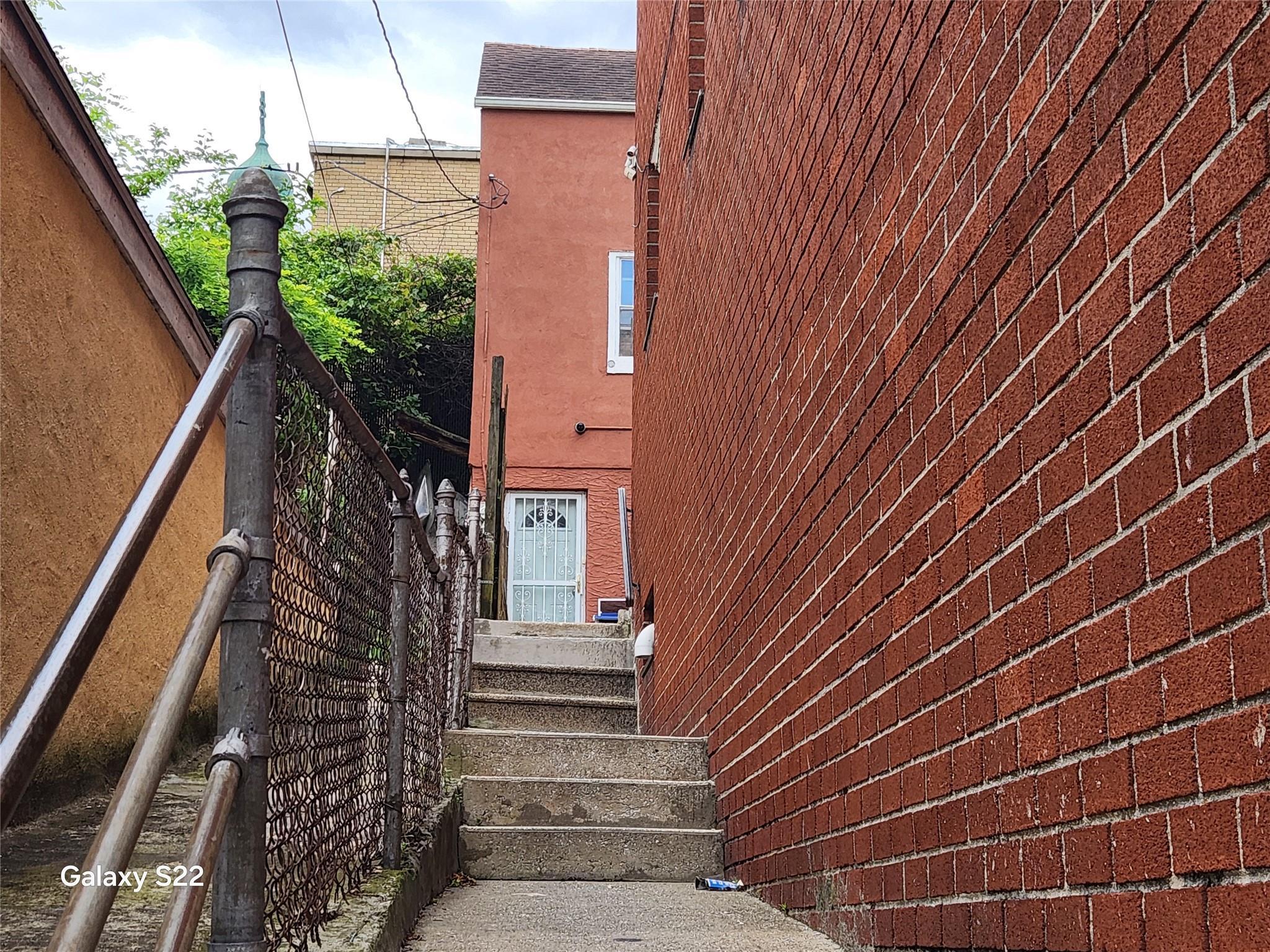 Single Family Yonkers Ave  Westchester County, NY 10701, MLS-871990-2
