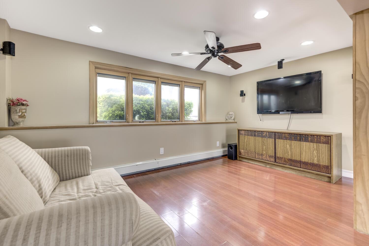 Single Family Suzanne  Nassau County, NY 11714, MLS-871998-11