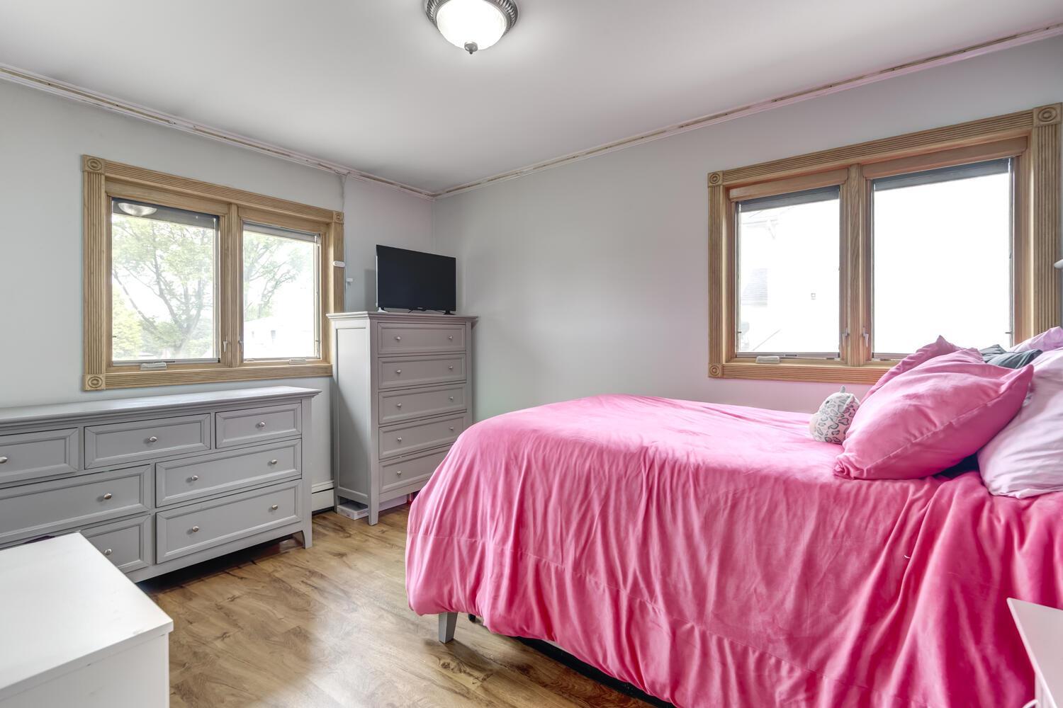 Single Family Suzanne  Nassau County, NY 11714, MLS-871998-21