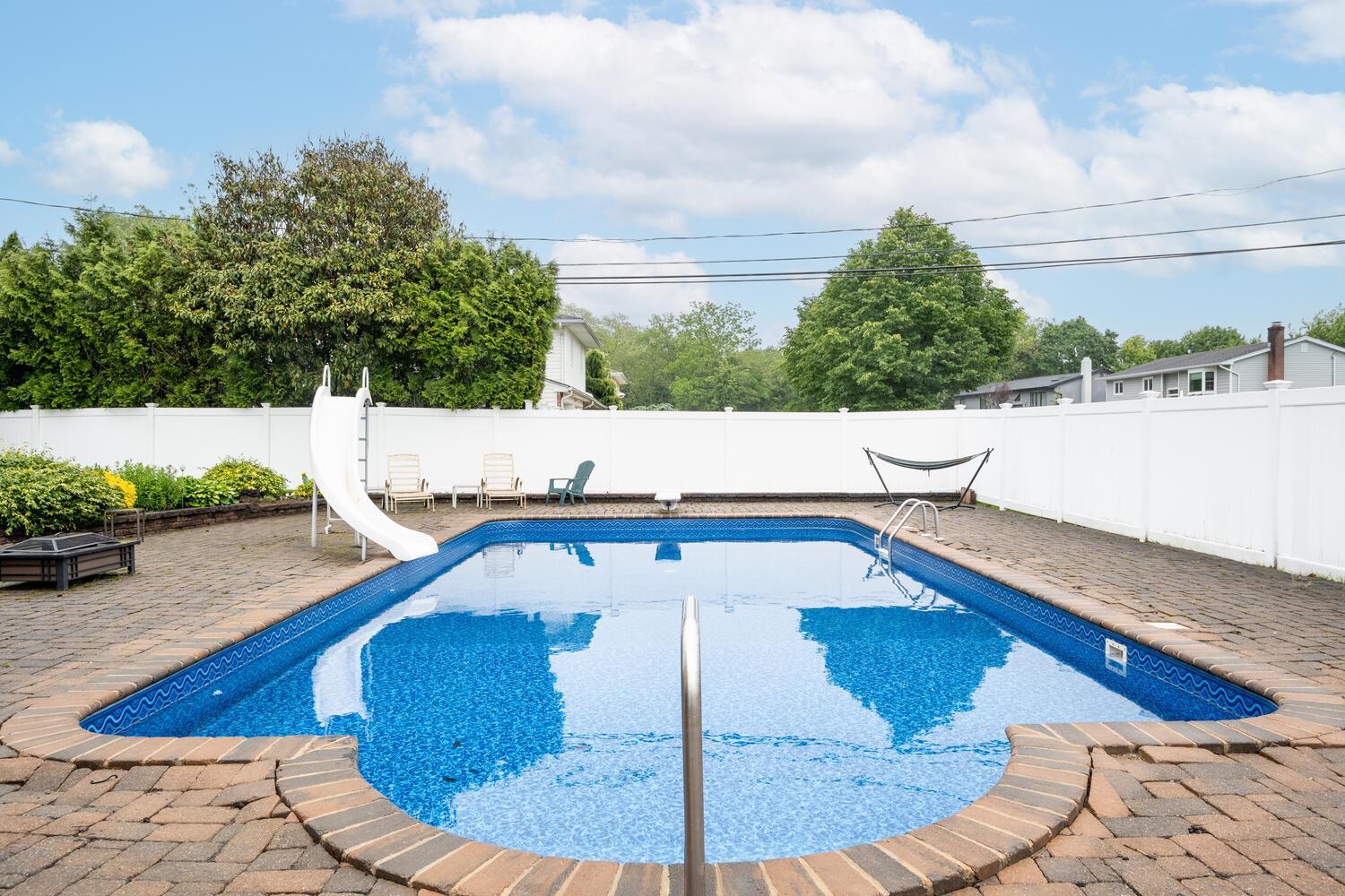 Single Family Suzanne  Nassau County, NY 11714, MLS-871998-26