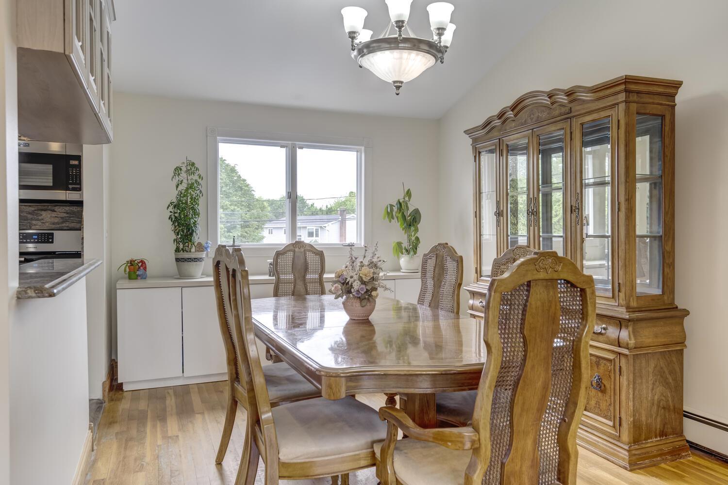Single Family Suzanne  Nassau County, NY 11714, MLS-871998-4