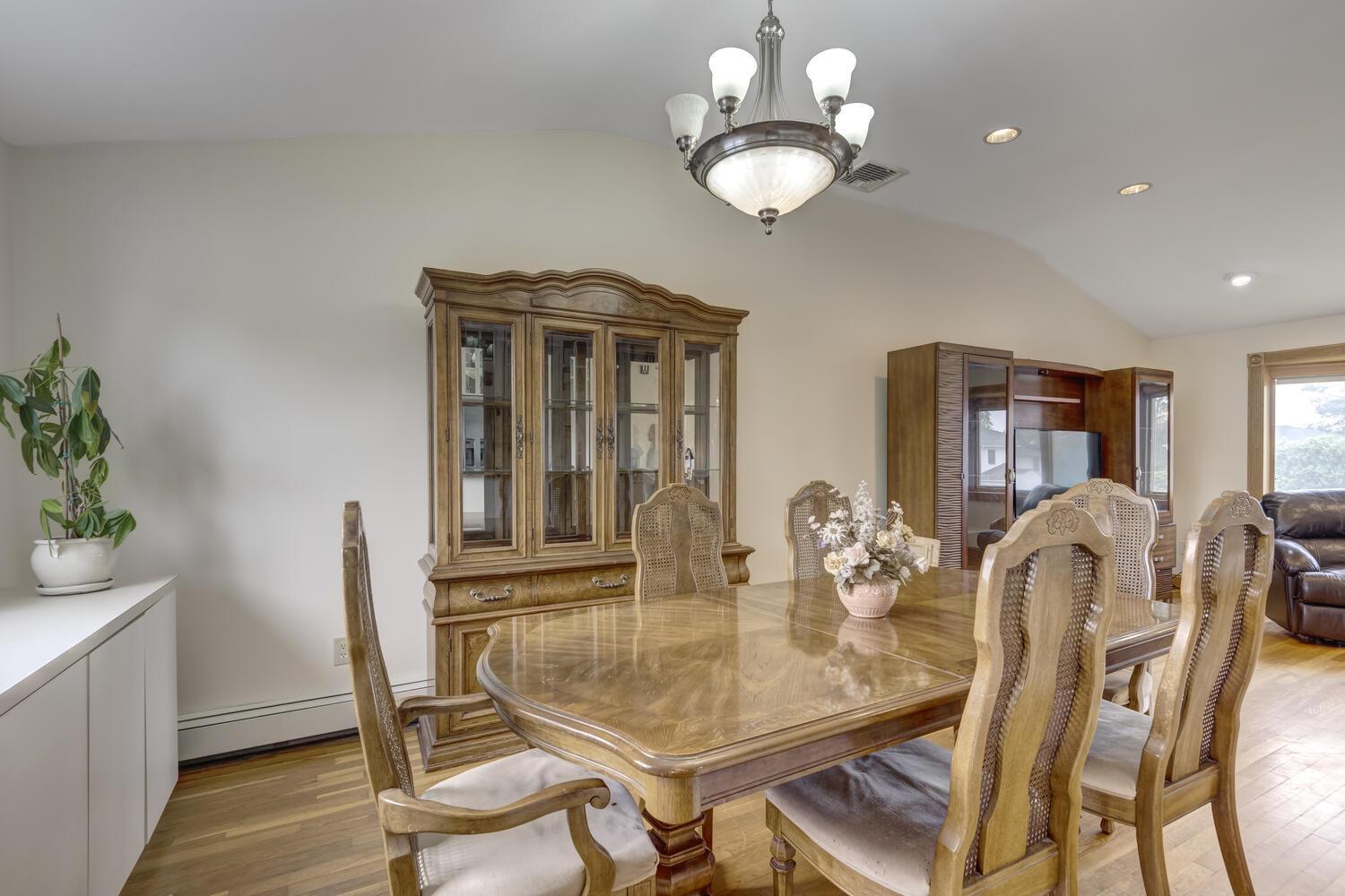 Single Family Suzanne  Nassau County, NY 11714, MLS-871998-7
