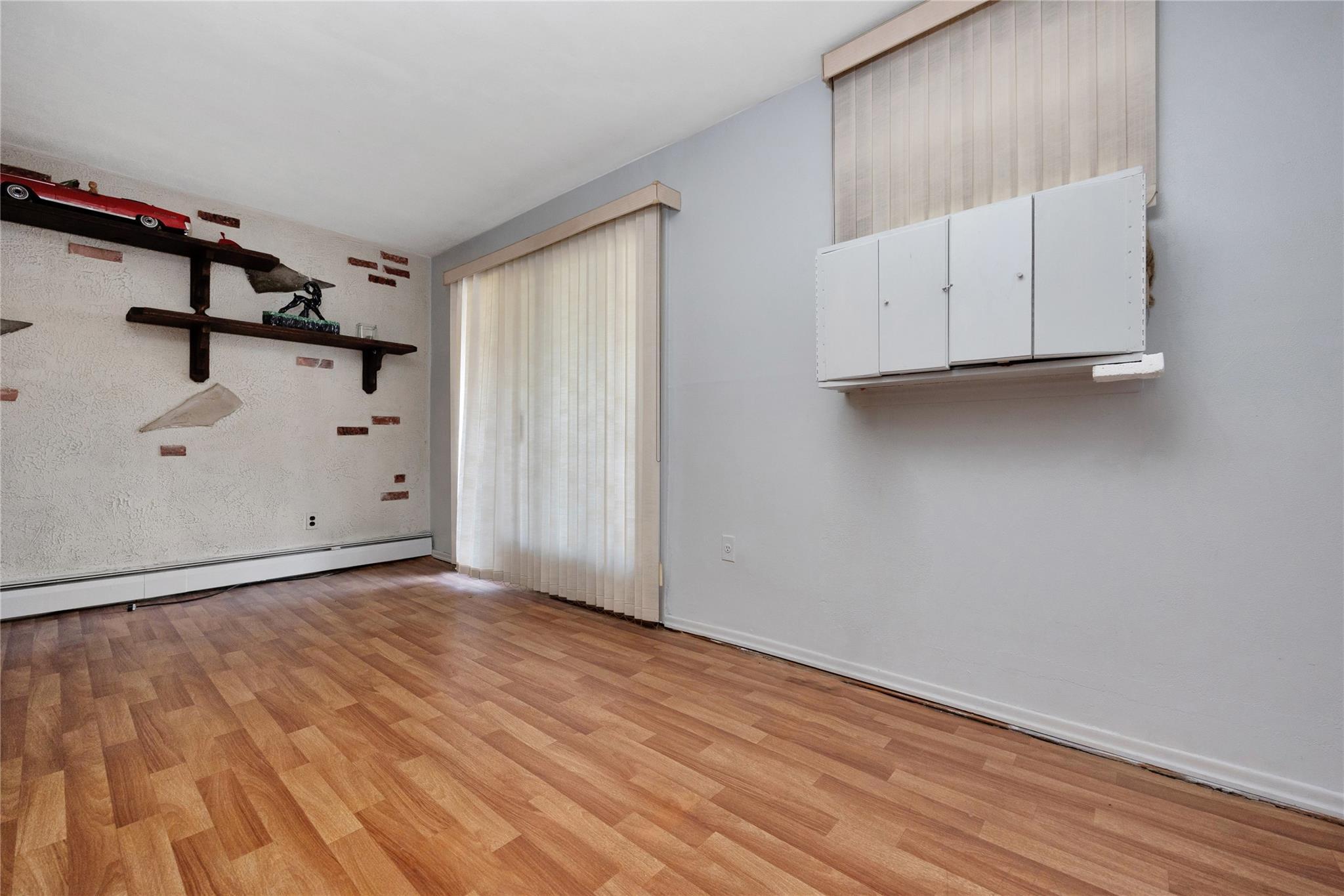 Single Family 61  Queens, NY 11379, MLS-872000-19