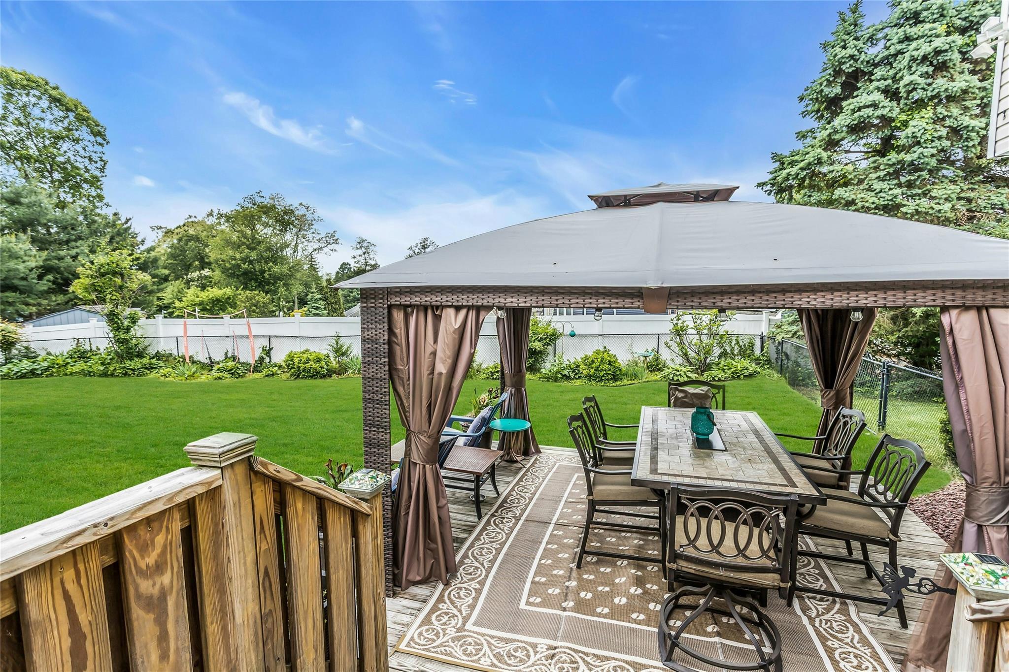 Single Family Abbey  Suffolk County, NY 11733, MLS-872010-12