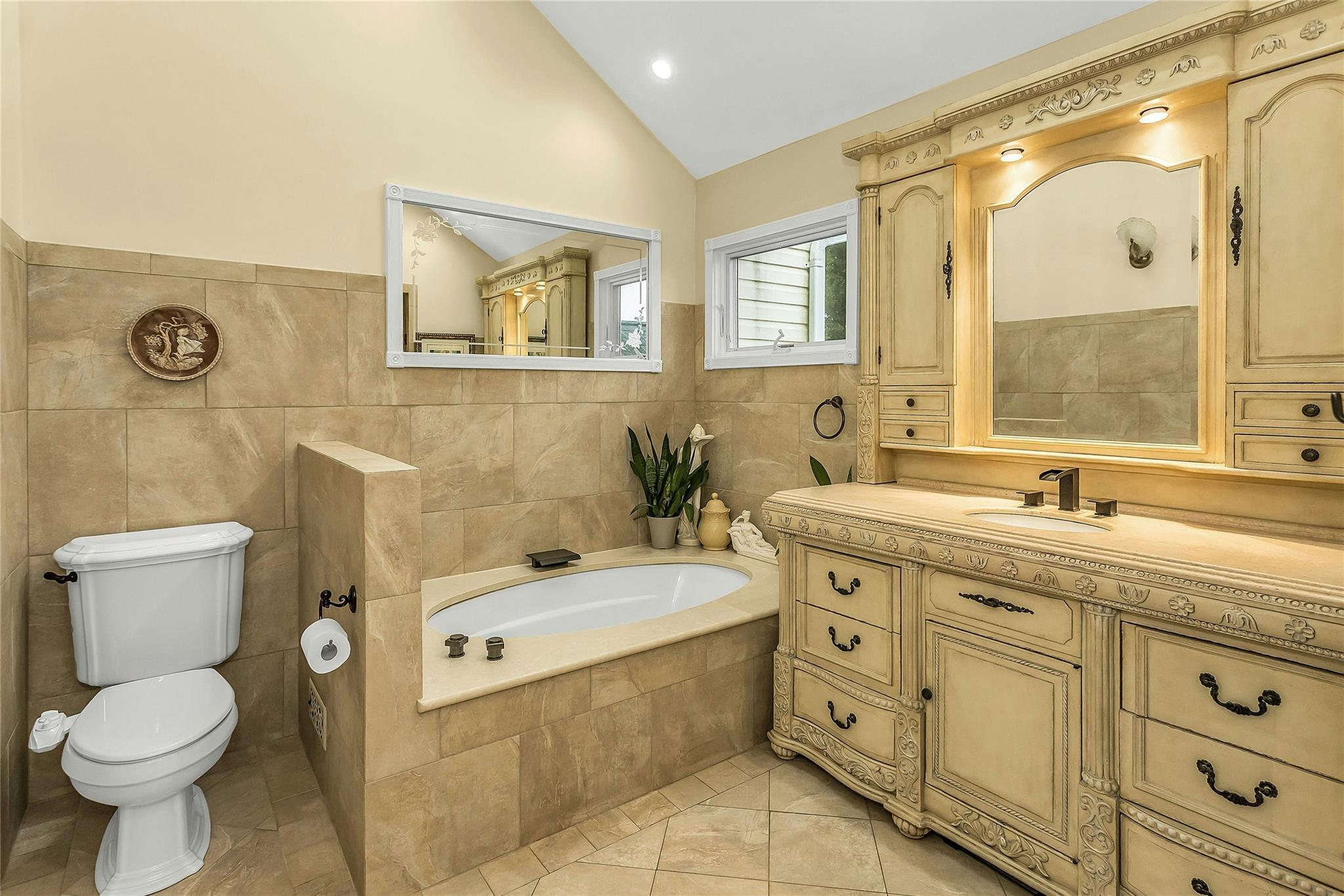 Single Family Abbey  Suffolk County, NY 11733, MLS-872010-16