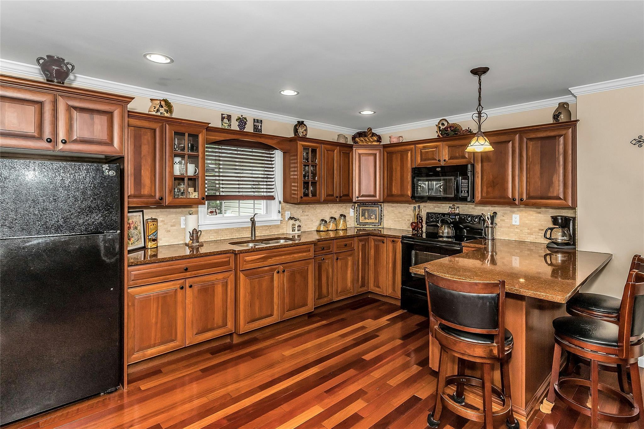 Single Family Abbey  Suffolk County, NY 11733, MLS-872010-24