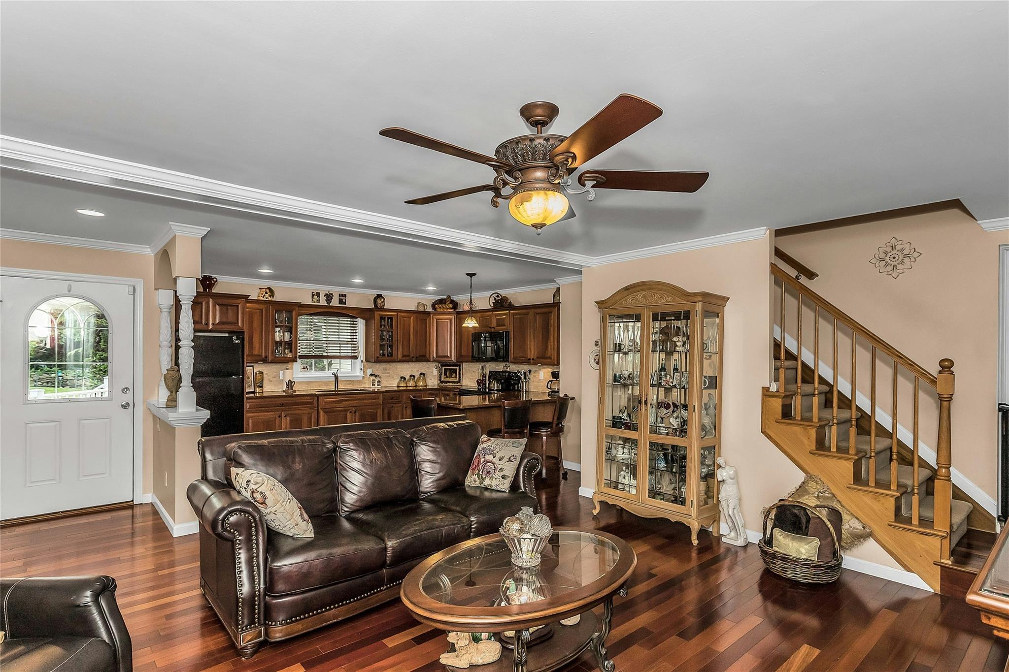 Single Family Abbey  Suffolk County, NY 11733, MLS-872010-25