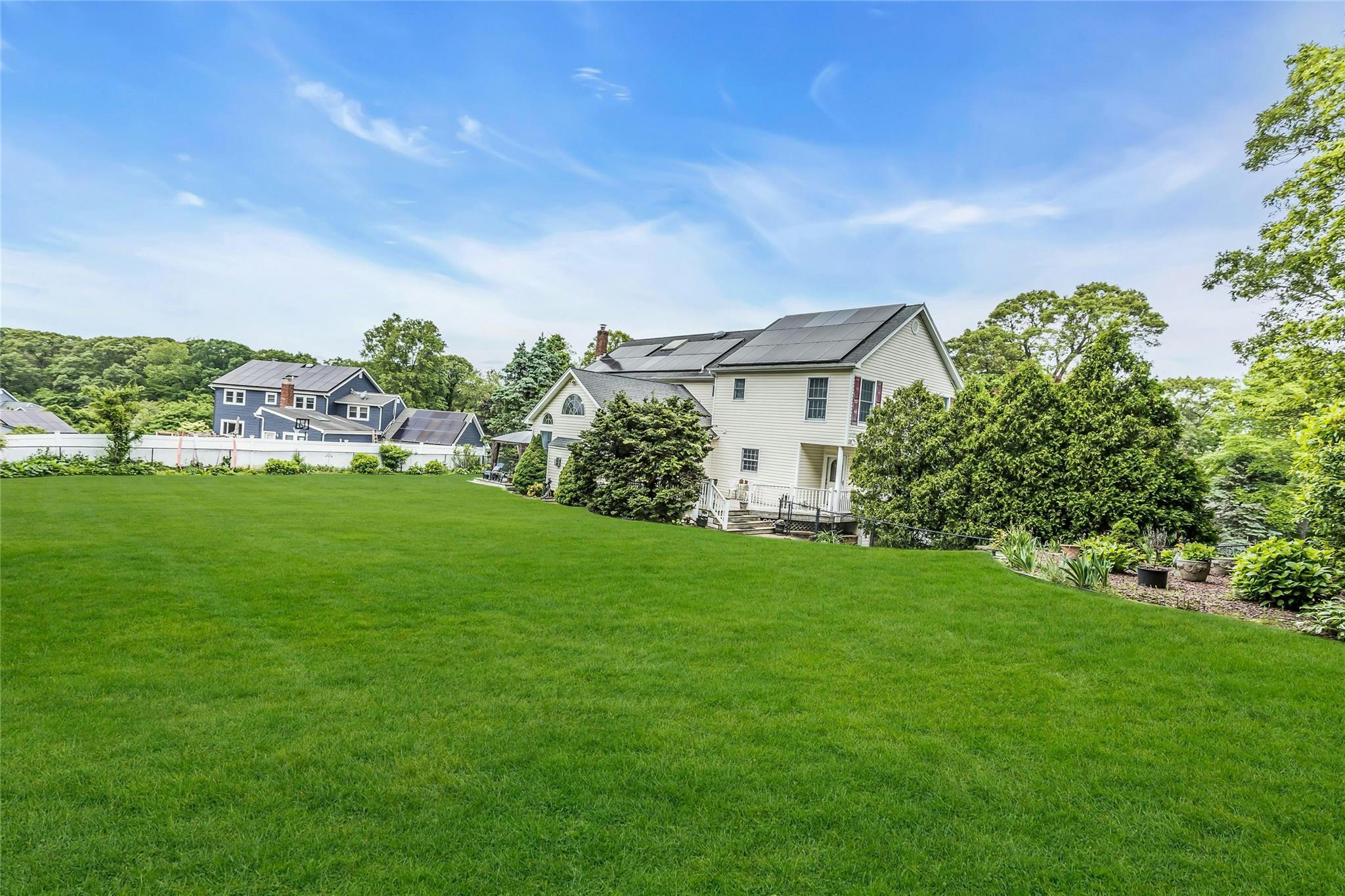 Single Family Abbey  Suffolk County, NY 11733, MLS-872010-37