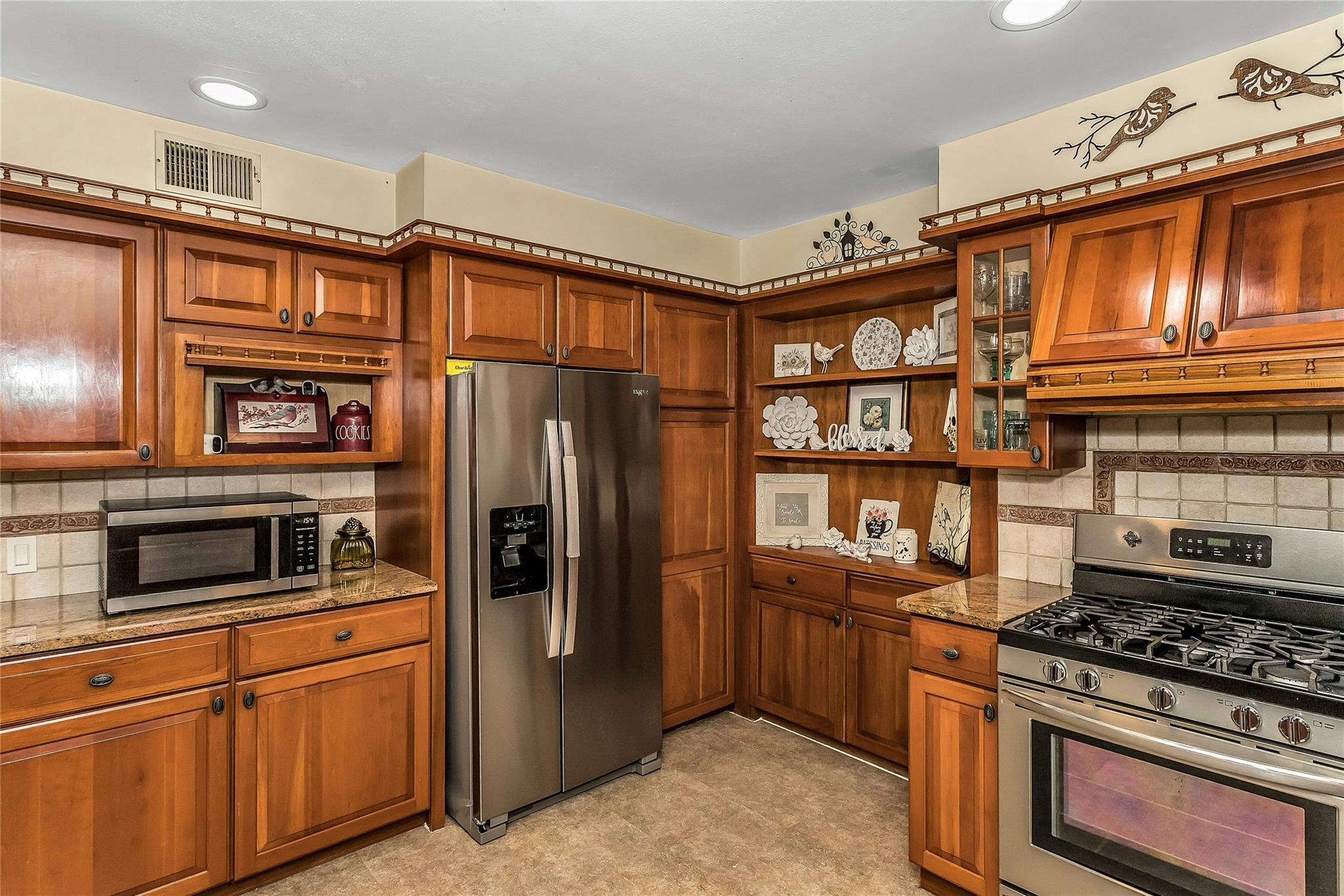Single Family Abbey  Suffolk County, NY 11733, MLS-872010-9